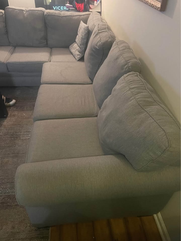 Sectional Couch - photo 5