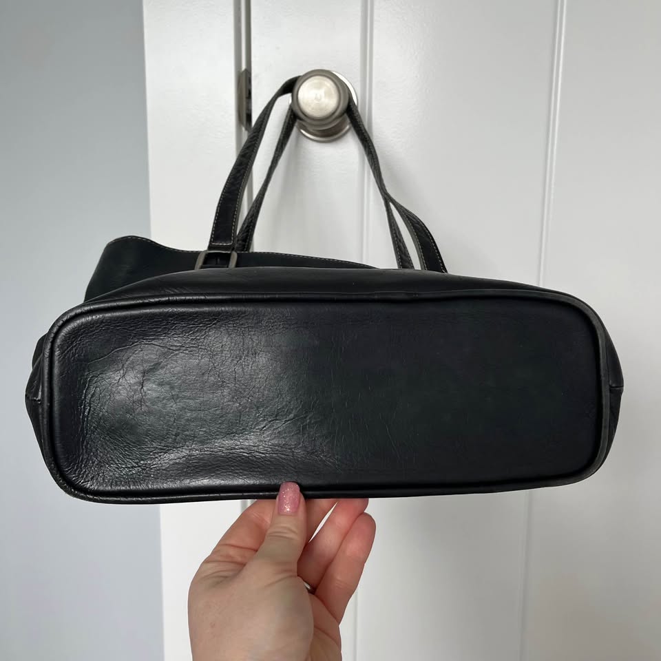 Latico Leather Medium Tote Satchel Bag Black Zippered Hand Bag - photo 3