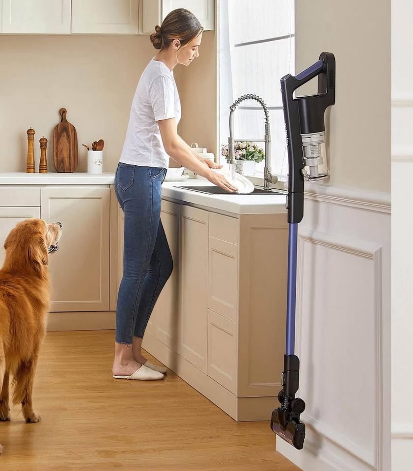 Cordless Vacuum, Eureka RapidClean Stick Lightweight - photo 4