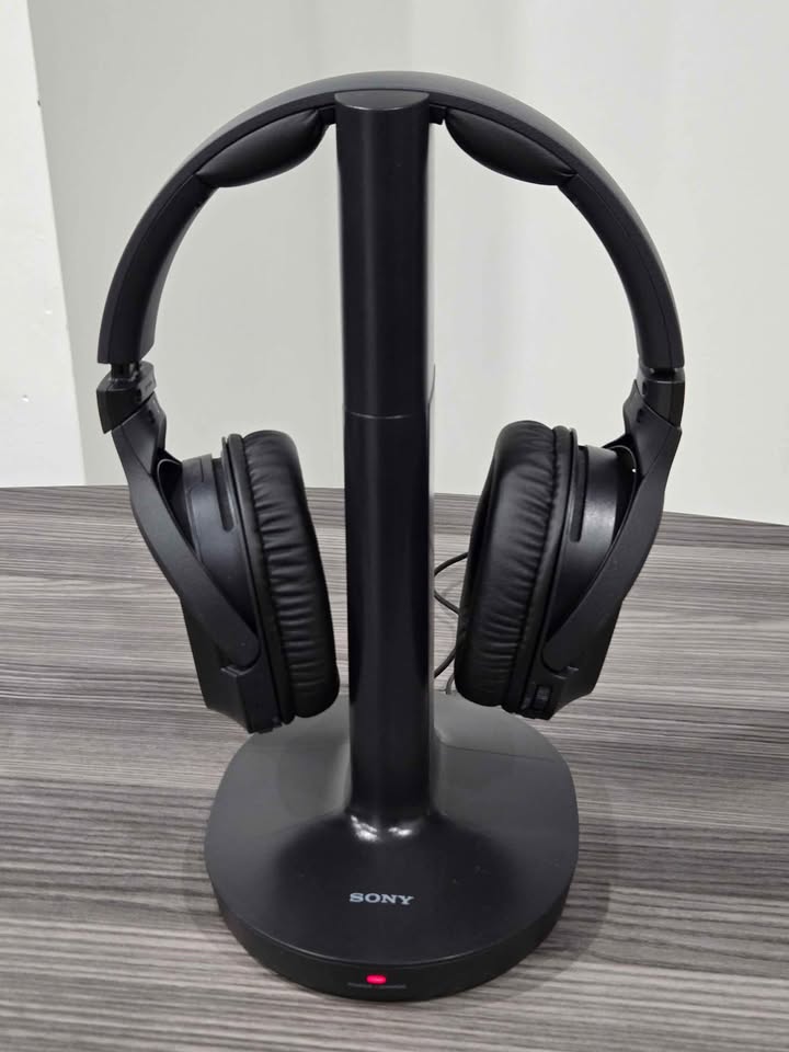 Sony WHRF400 Wireless Headphones - Open Box - New - photo 4