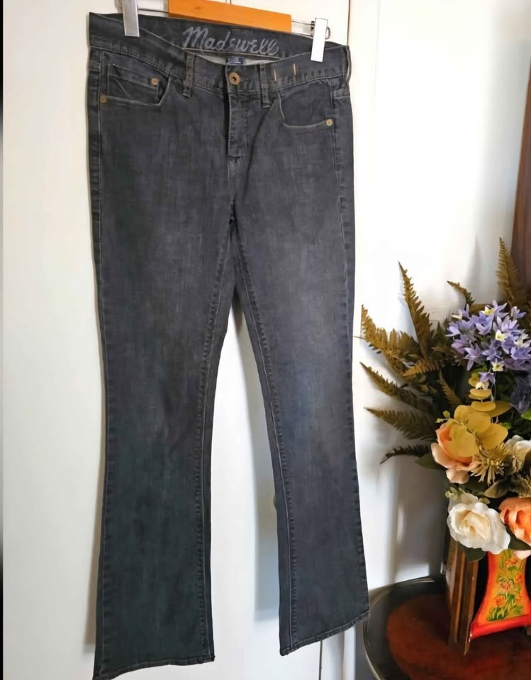 Size 26 Madewell Bootcut Low Rise Dark Grey Stretch Jeans - photo 5