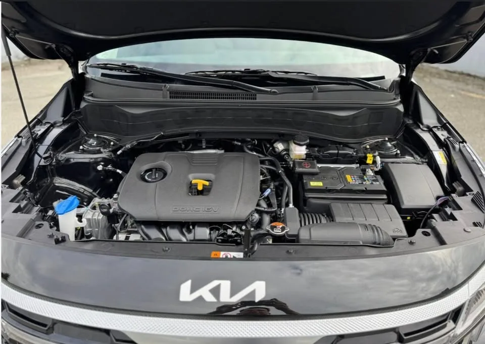 2026 Kia Seltos EX Premium image indicator(2)