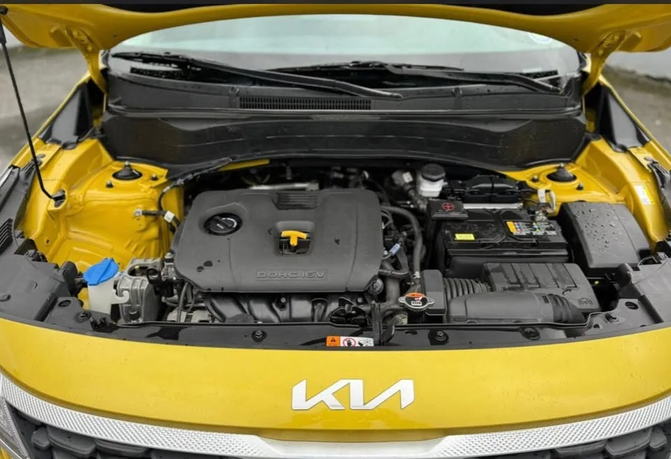 2023 Kia Seltos LX image indicator(2)