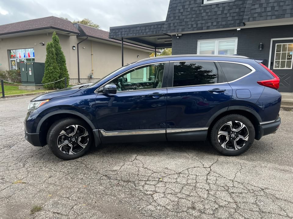 2017 Honda CRV Touring AWD - photo 5
