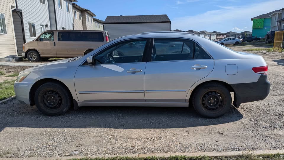 2003 Honda Accord - photo 2