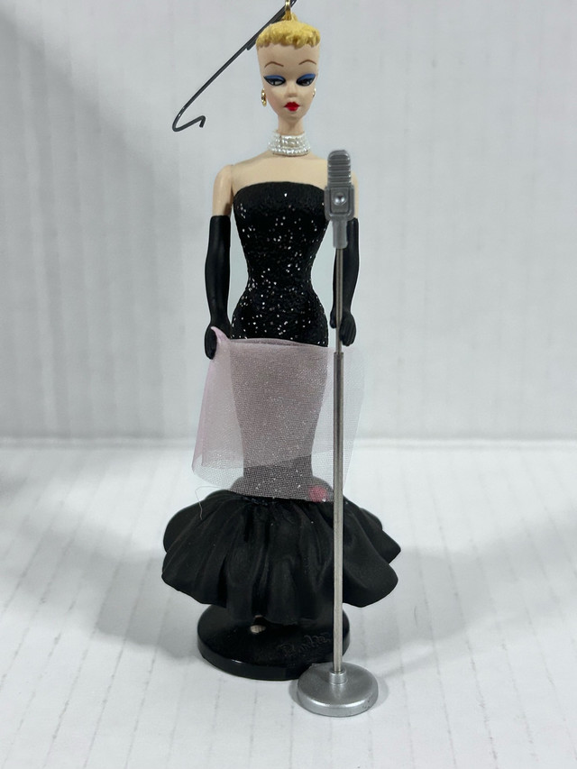 Hallmark Barbie Ornament - photo 4