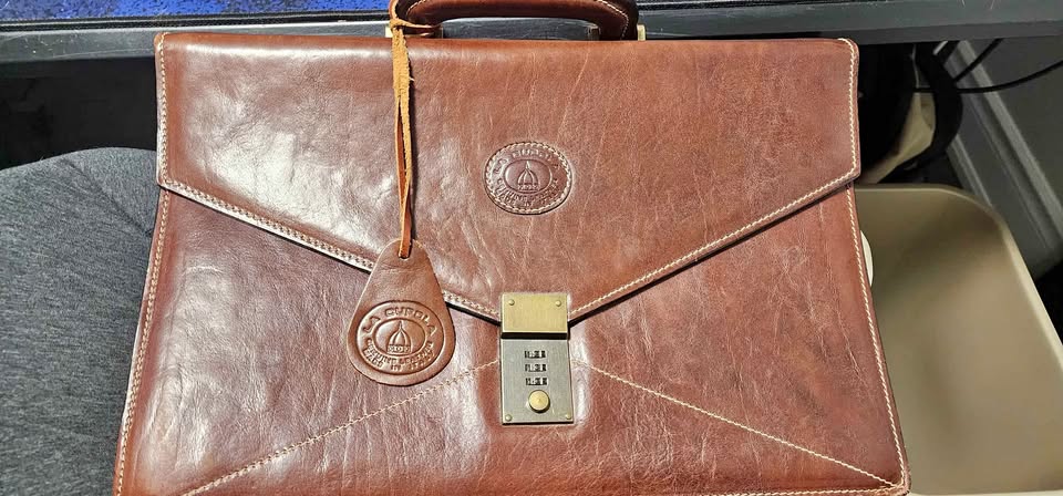 La Cupola Leather Briefcase Made in Italy 15.5" x 10" size