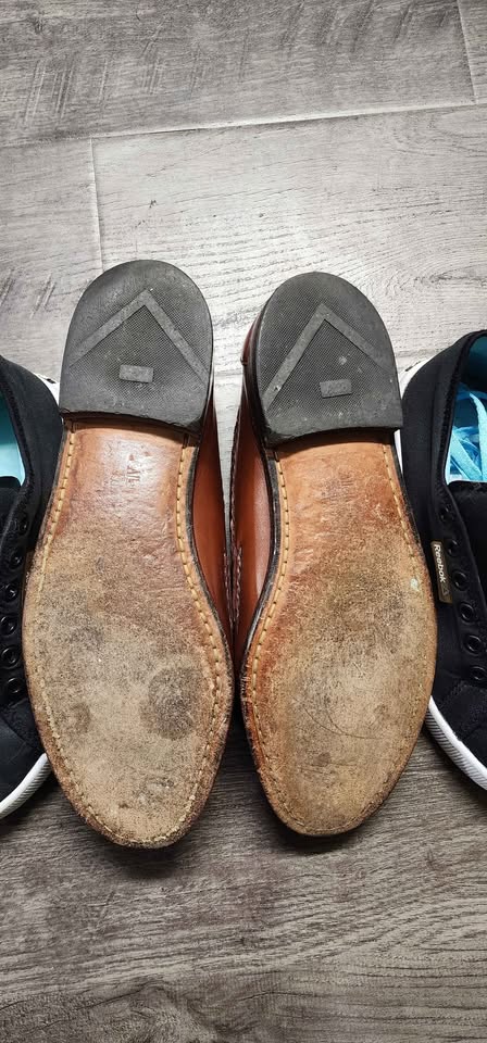 Allen Edmonds leather shoes with tassels - Size 9D - photo 3