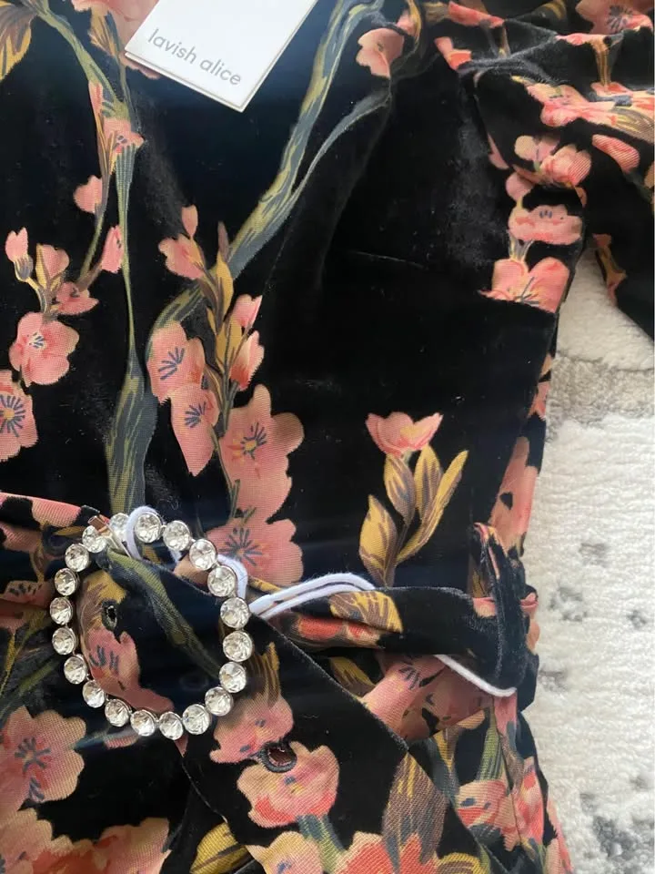 Brand new Lavish Alice black floral velvet dress image indicator(6)