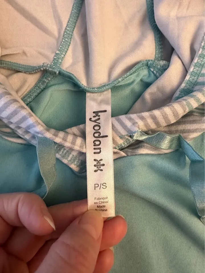 Long sleeve hood image indicator(3)