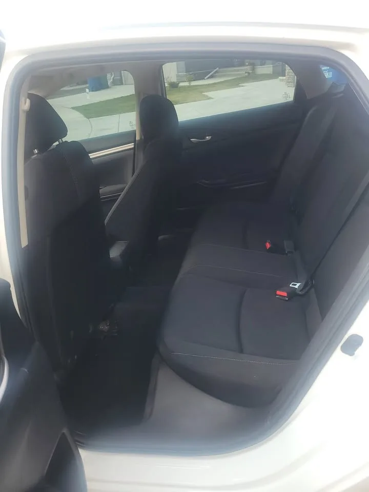 2018 Honda Civic image indicator(10)