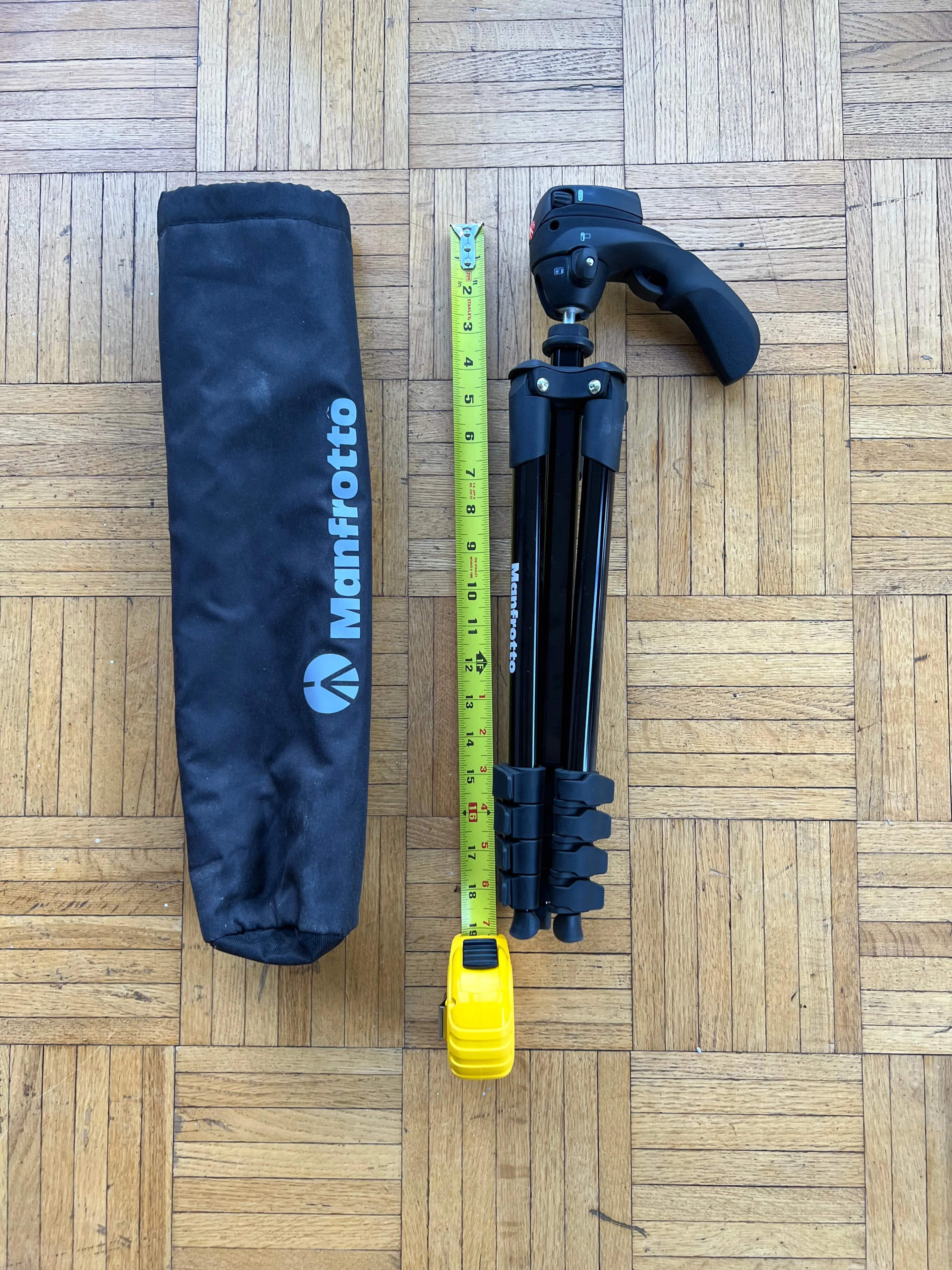 Manfrotto Compact Action Aluminum 5-Section Tripod thumbnail