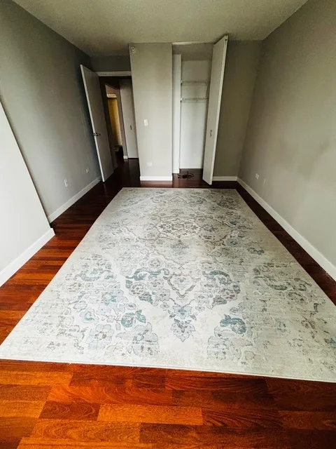 Cream 8' x 10' Rug thumbnail