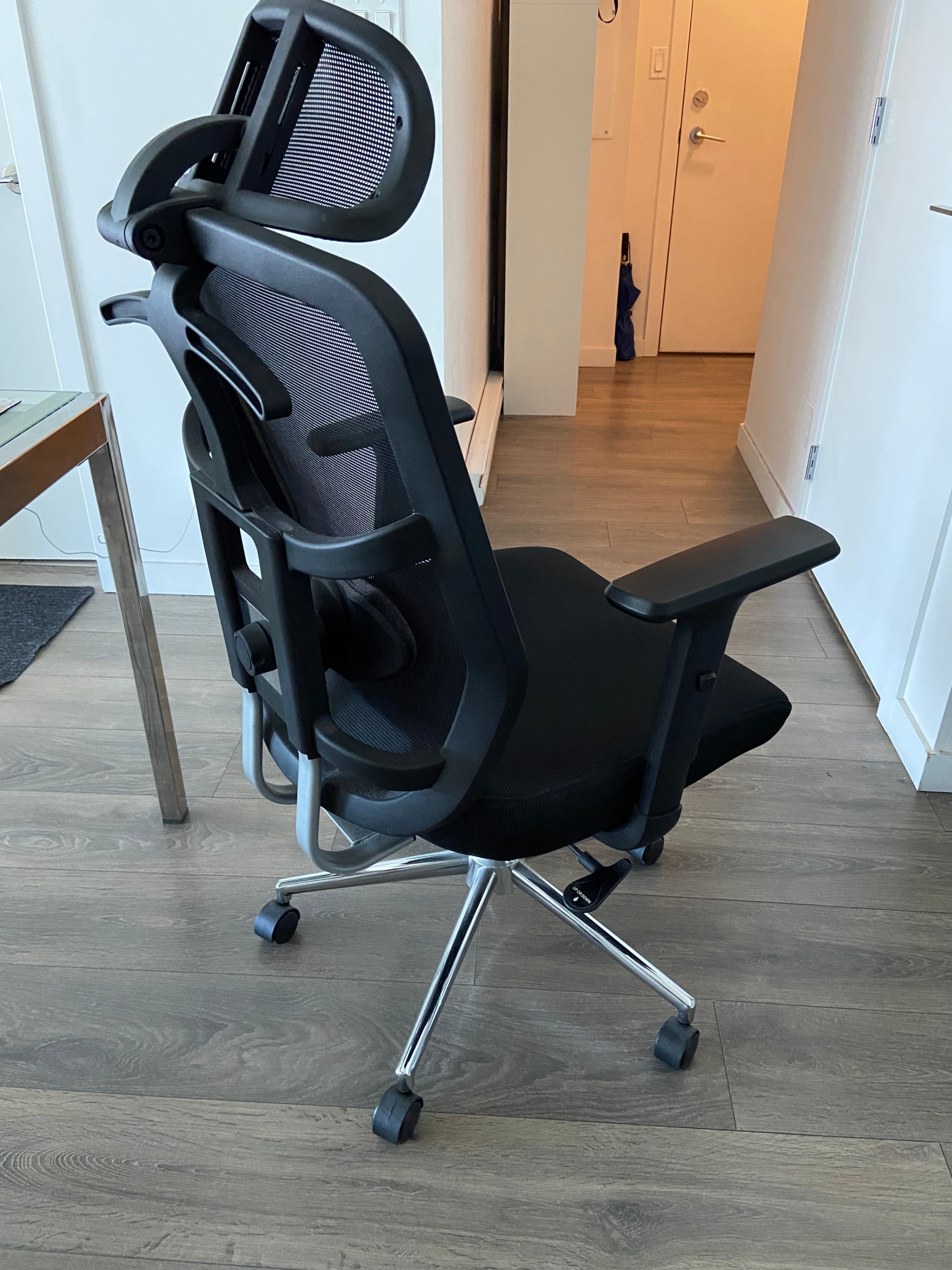 Ergonomic High Mesh Office Chair - photo 4