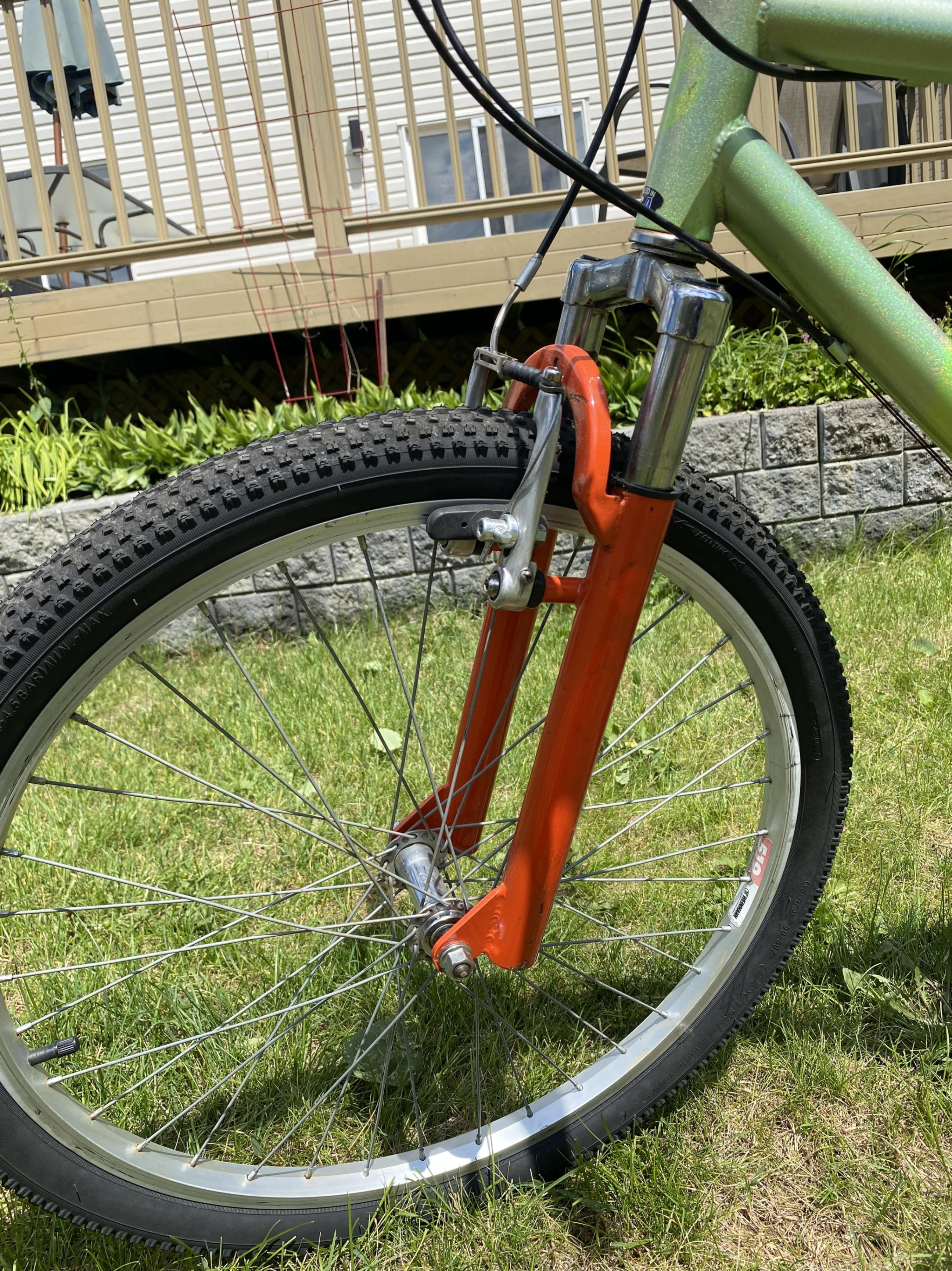 24” Mountain Bike | 16.5” Frame | New Tires | 18-Speed - photo 4