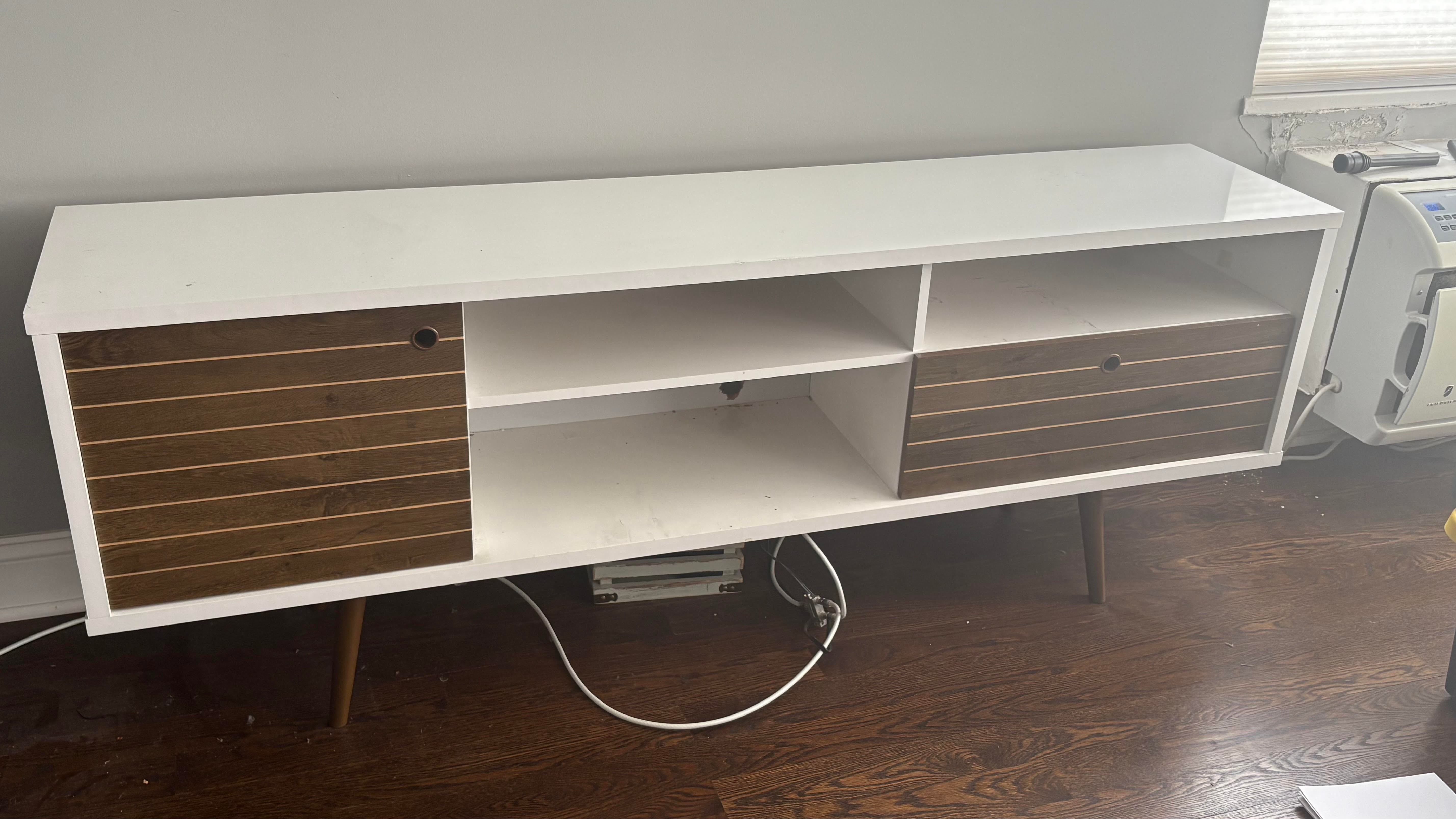 71" x 15" x 29" TV stand - photo 3