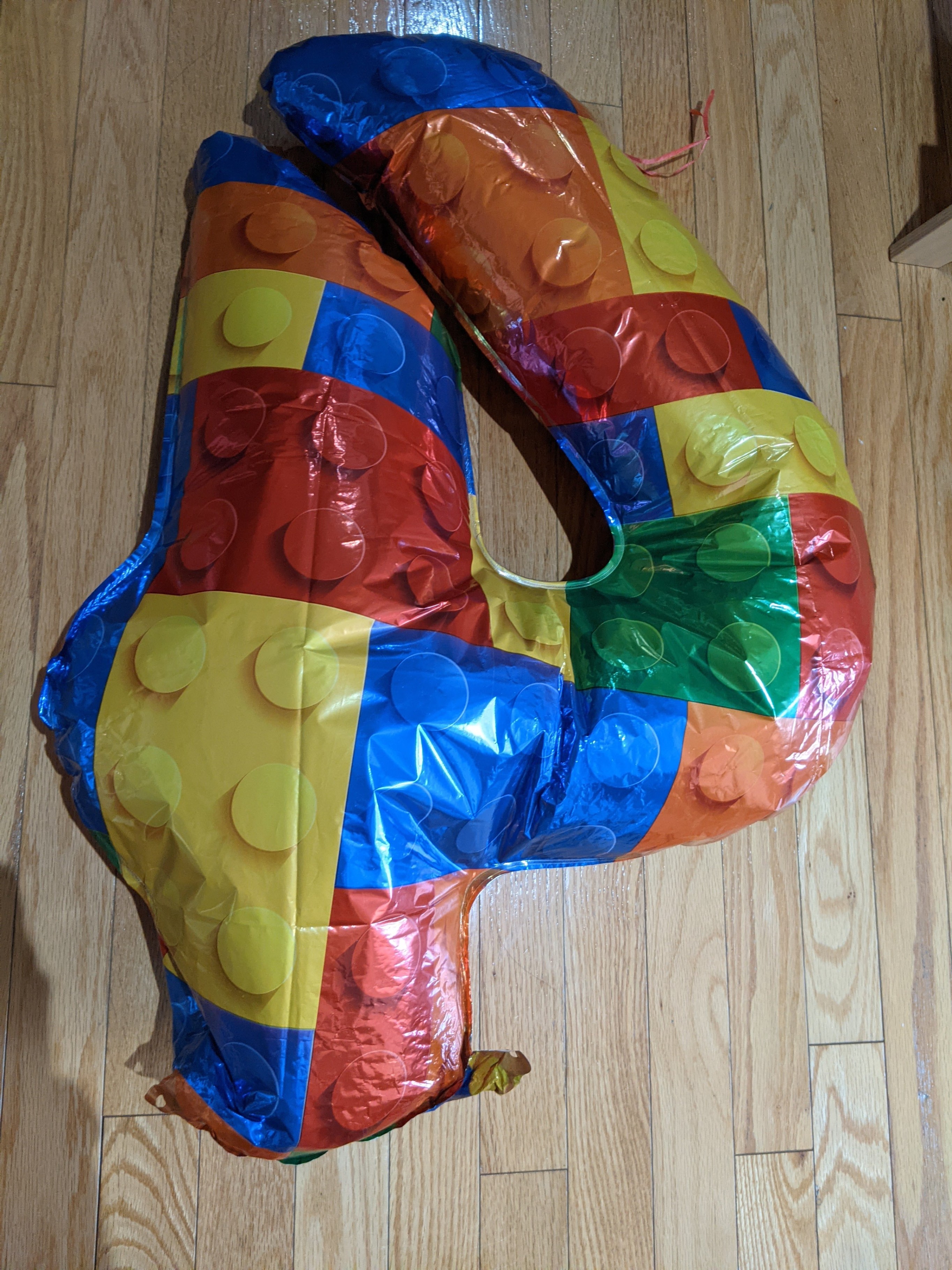 🇨🇦 LEGO-Style #4 Foil Balloon - photo 2