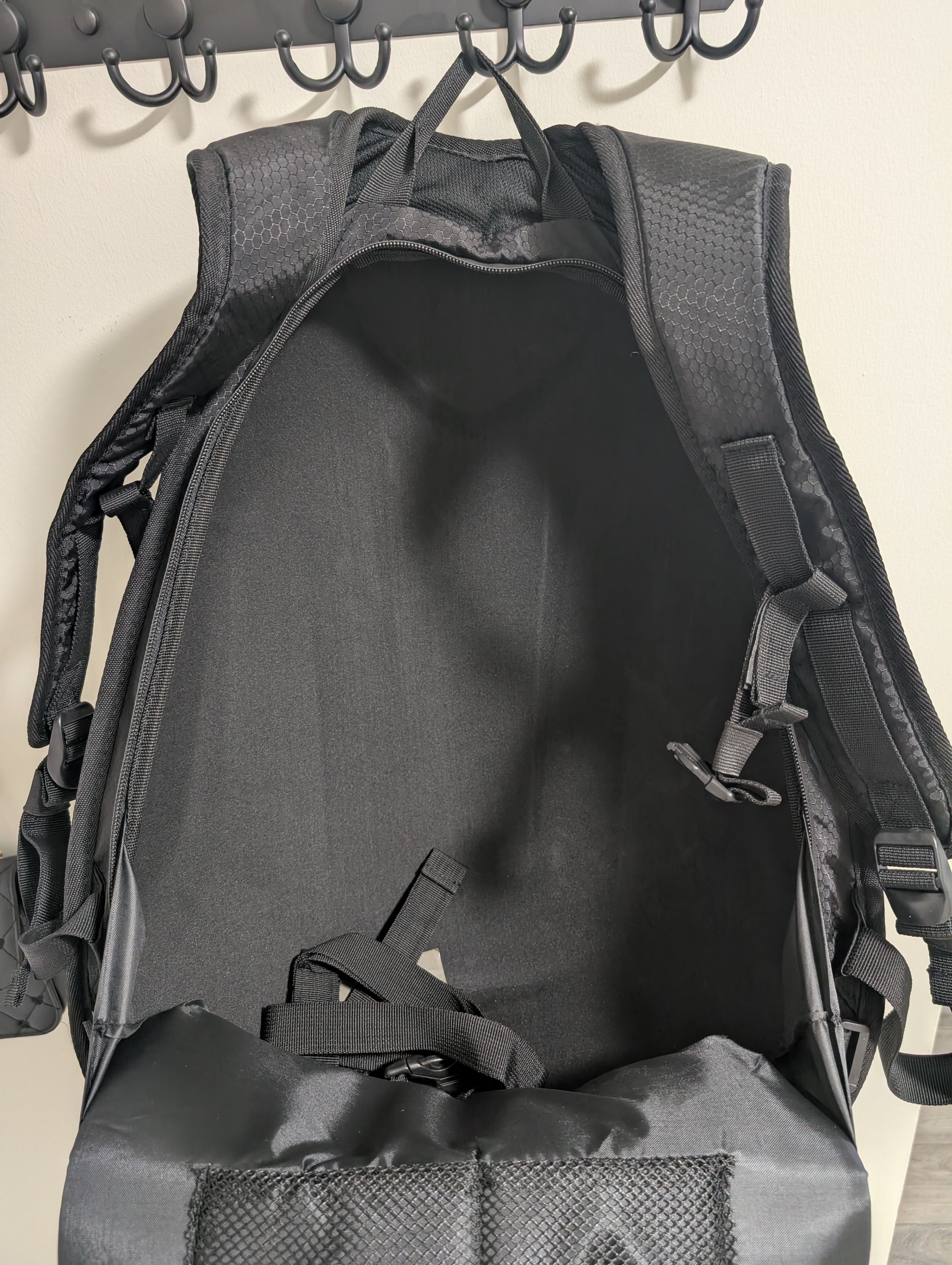 ​FC Moto Motorcycle Backpack/Helmet Bag - photo 5