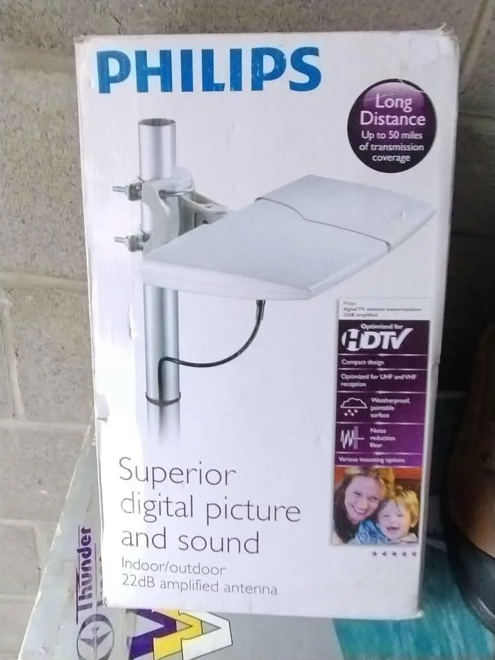 Philips 22dB   Hdtv/Uhf/Vhf Indoor/Outdoor Antenna BNIB thumbnail