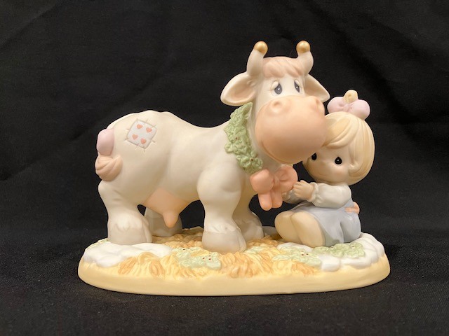 Precious Moments Wishing You a Moo-ie Christmas