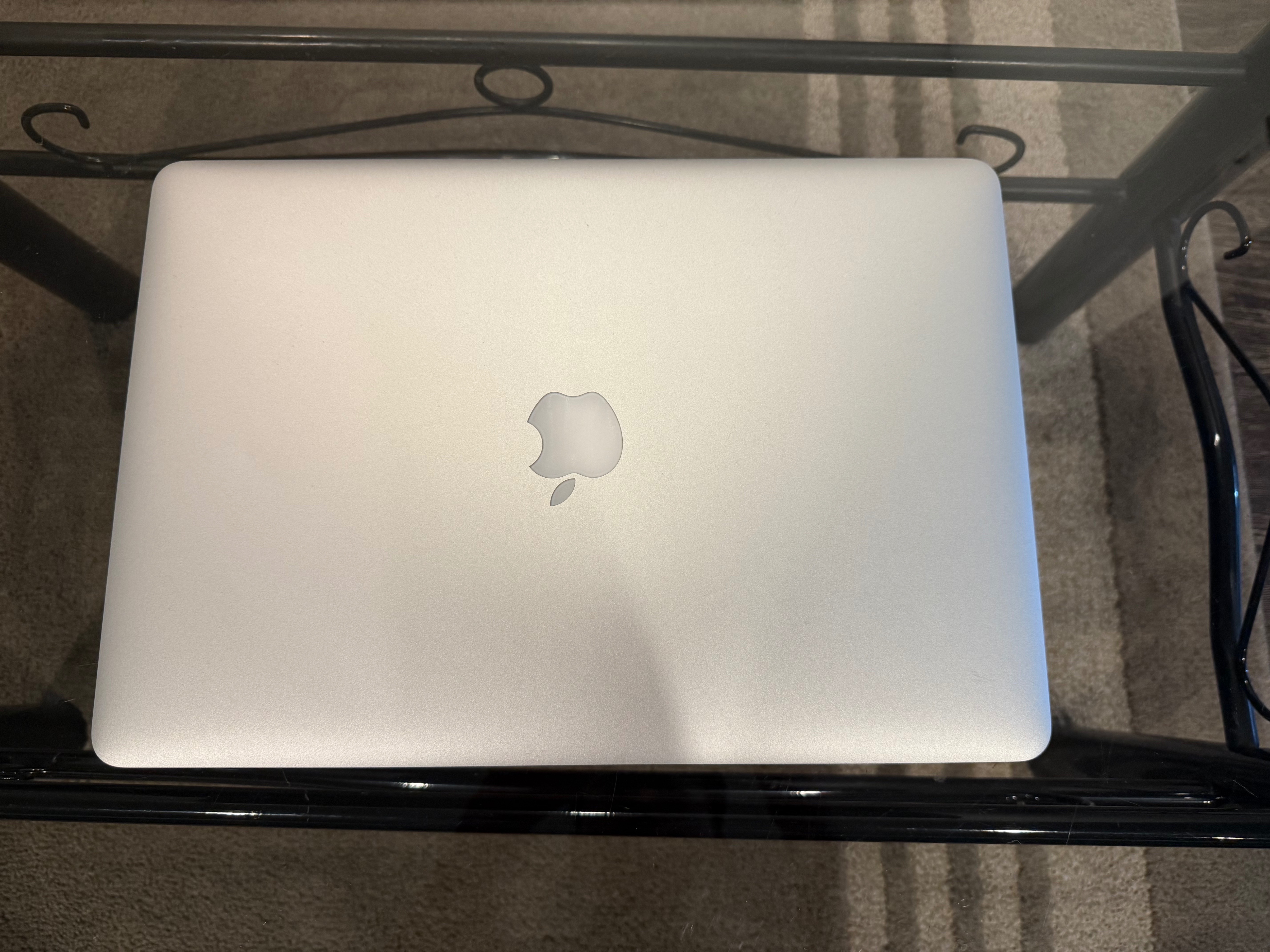 Mid-2015 Macbook Pro 15 inch (2.5Ghz, Radeon R9, 512GB) - photo 3
