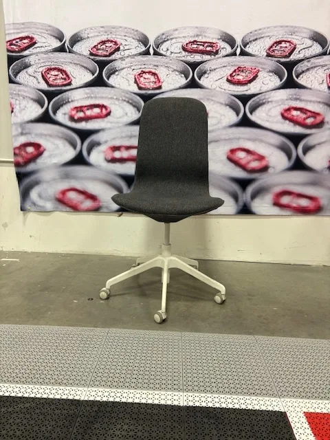 office chair thumbnail