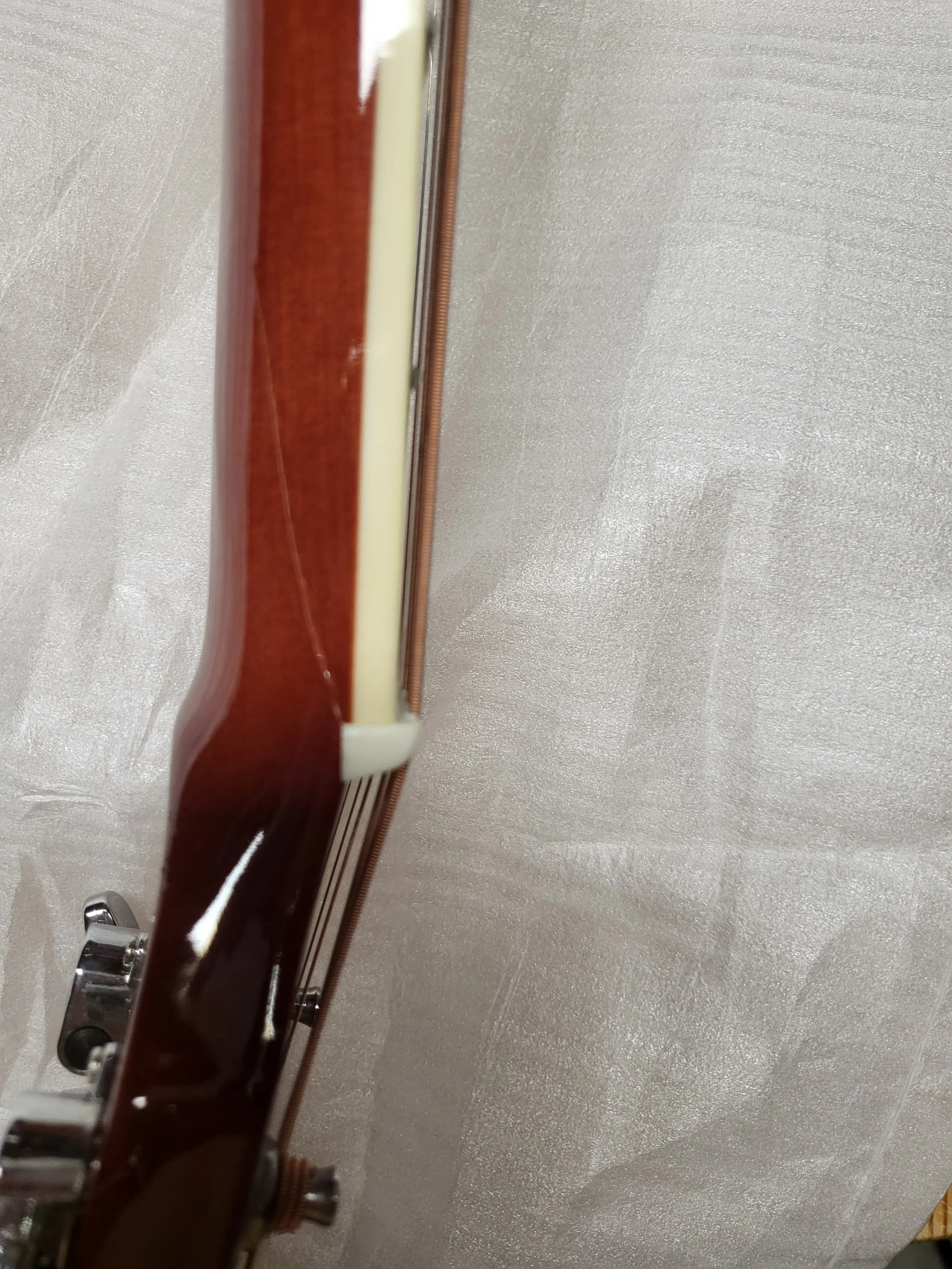 40" Left-Handed Acoustic Guitar – Cracked Neck & Body (As-Is) image indicator(2)