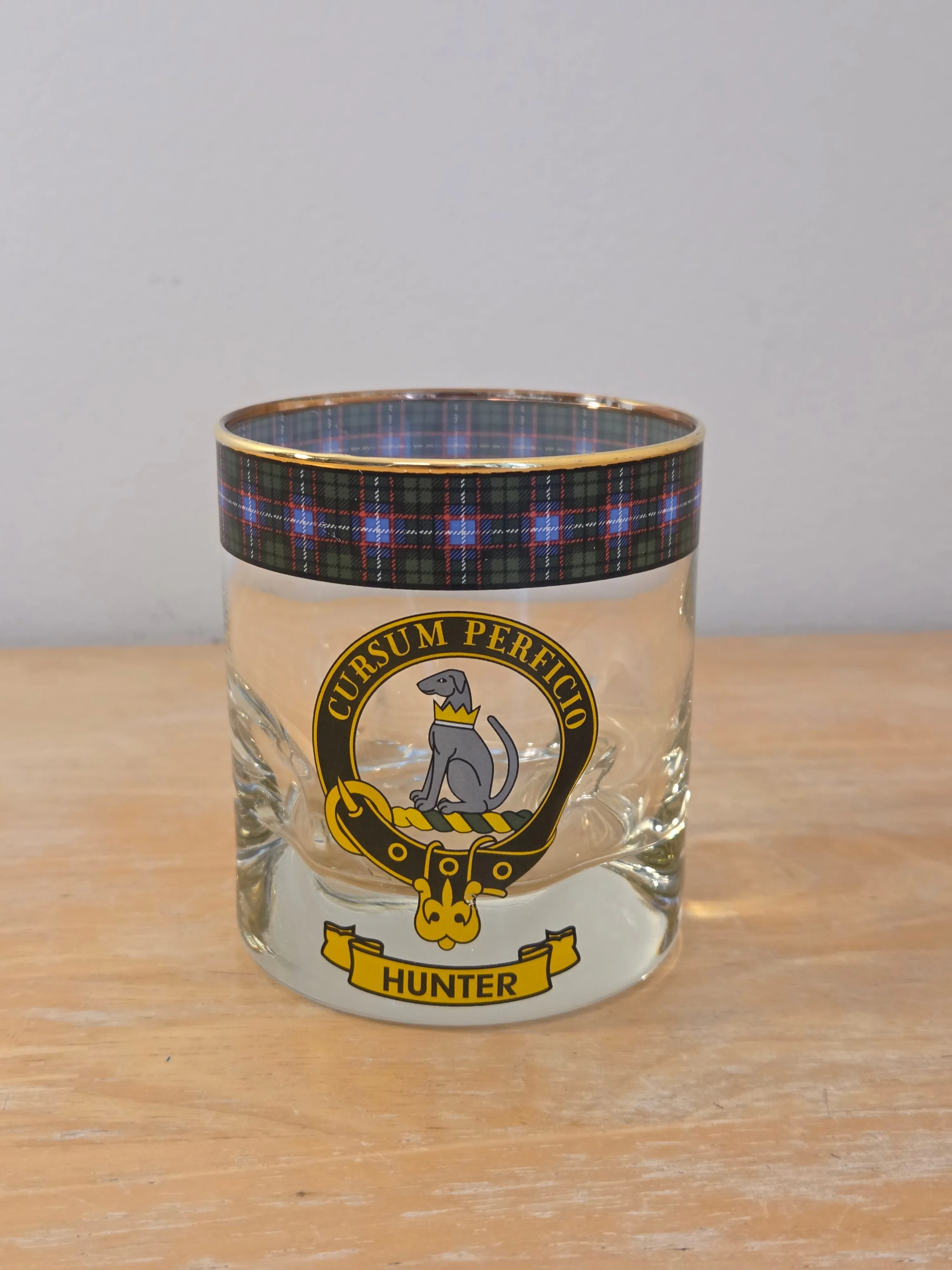 Vintage Clan Hunter Whisky Glass with Tartan Band and Gold Rim thumbnail