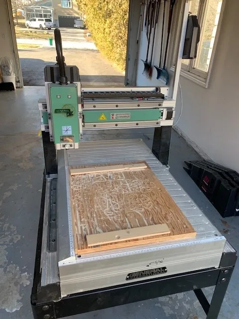 General Model i-Carver 40-915 XM1 CNC Router thumbnail