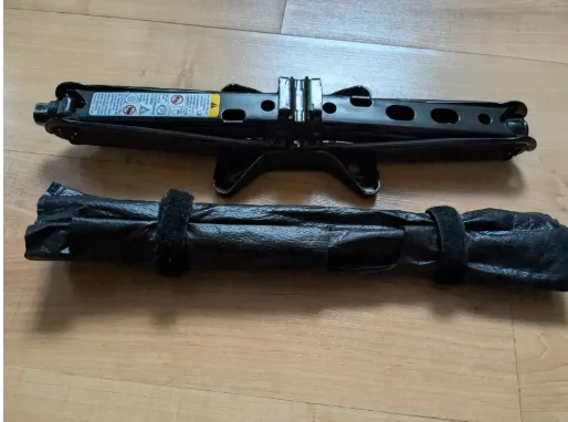 Scissor Jack (2 ton) thumbnail