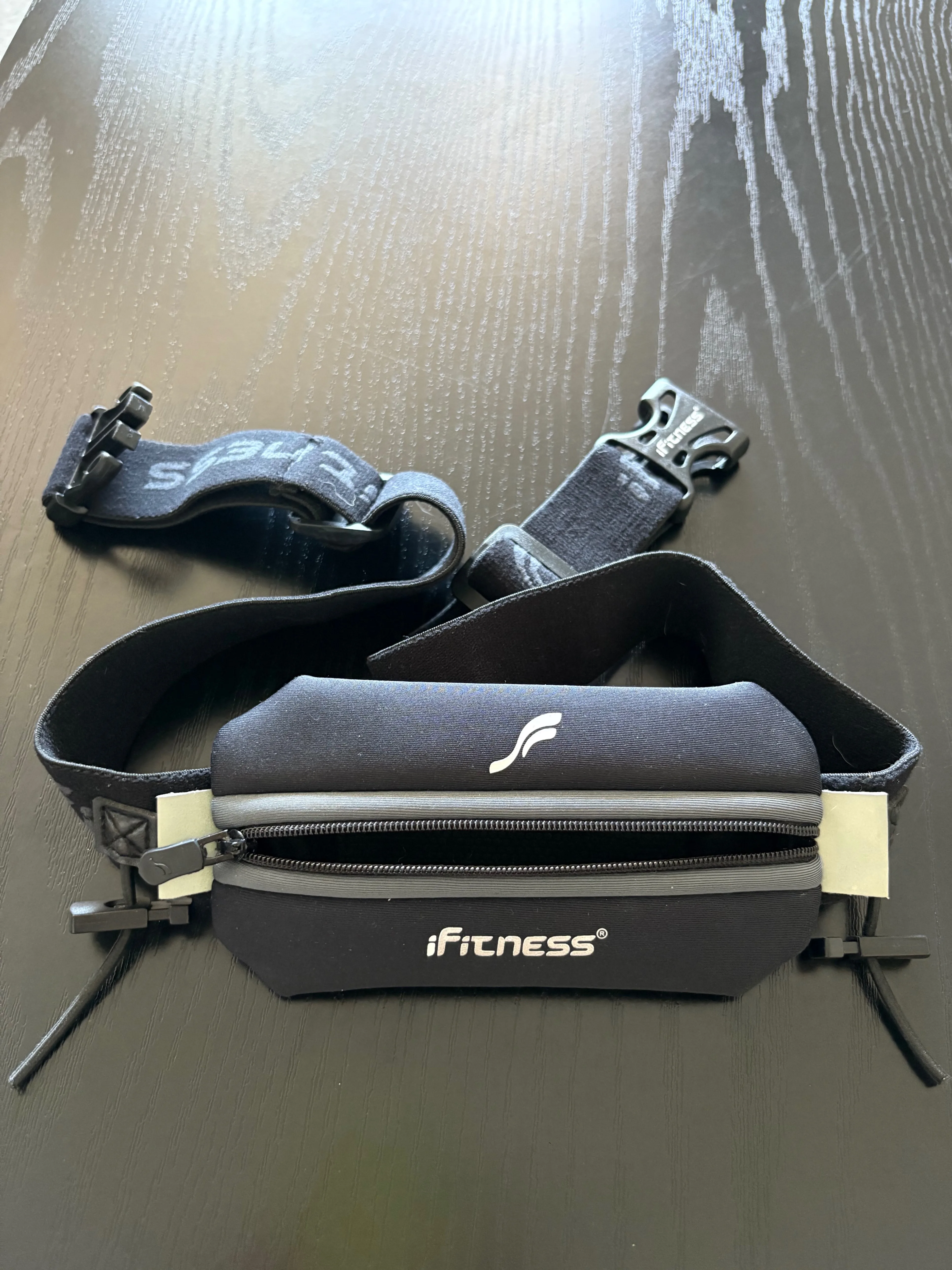 Running / Biking Fanny pack with reflectors - Black thumbnail