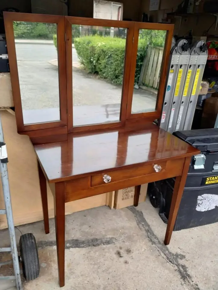 Solid Wood Vanity/Make Up Desk with 3 Sided Mirror thumbnail