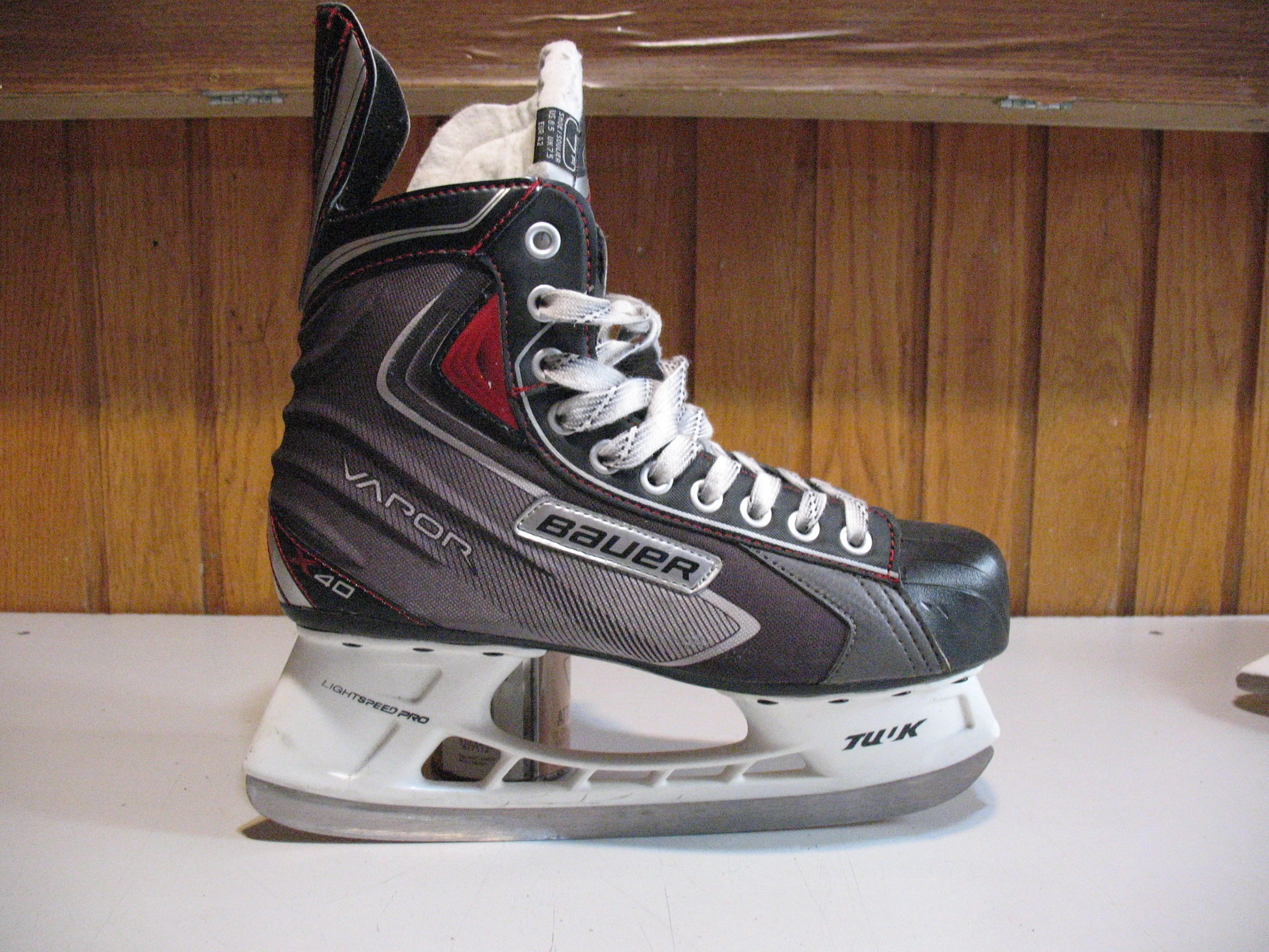 Bauer TUUK Vapor X40 Hockey Skates, Size 7 image indicator(4)
