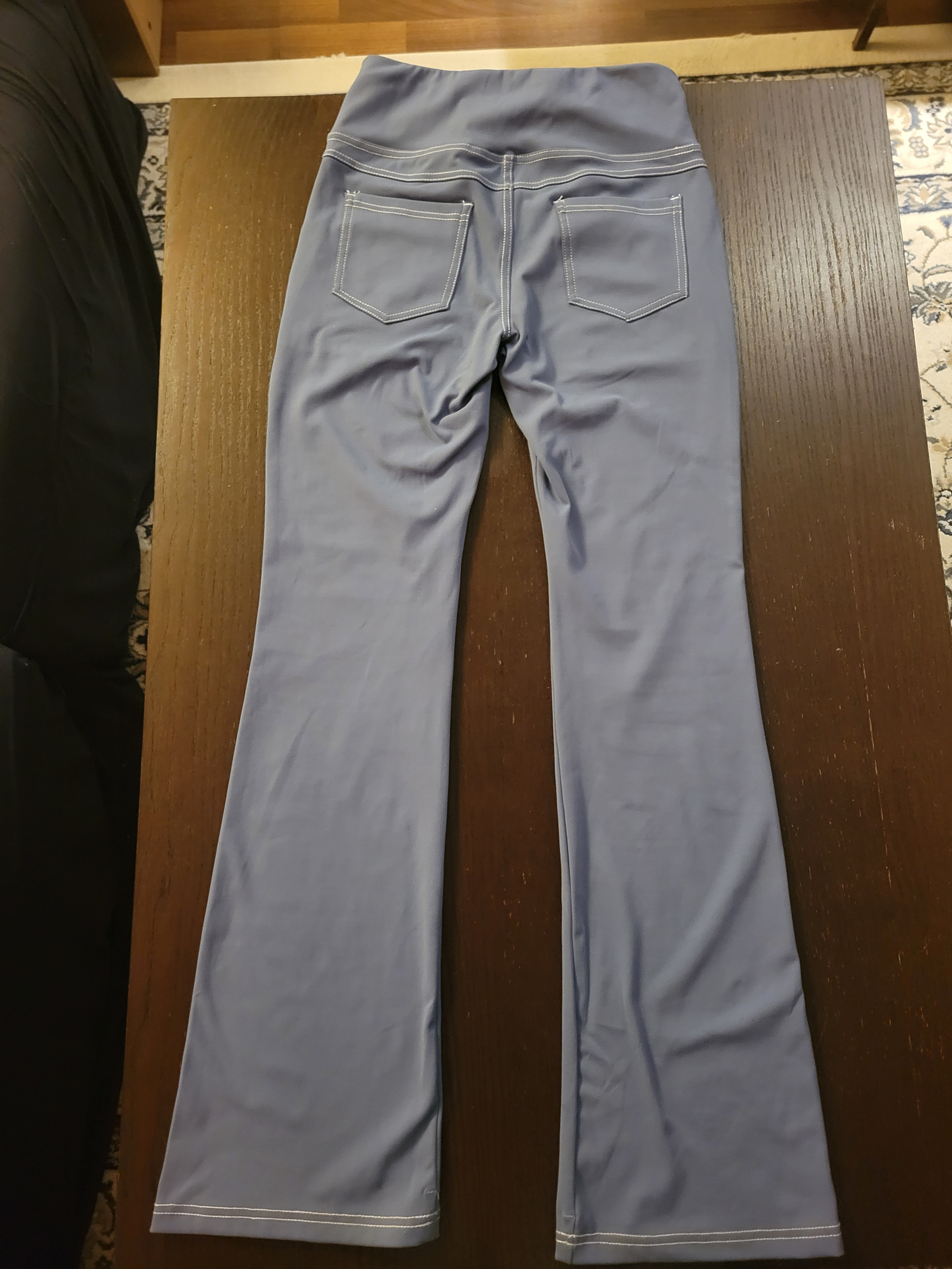 Brand New High-Waisted Flared Leggings – Never Worn - photo 2