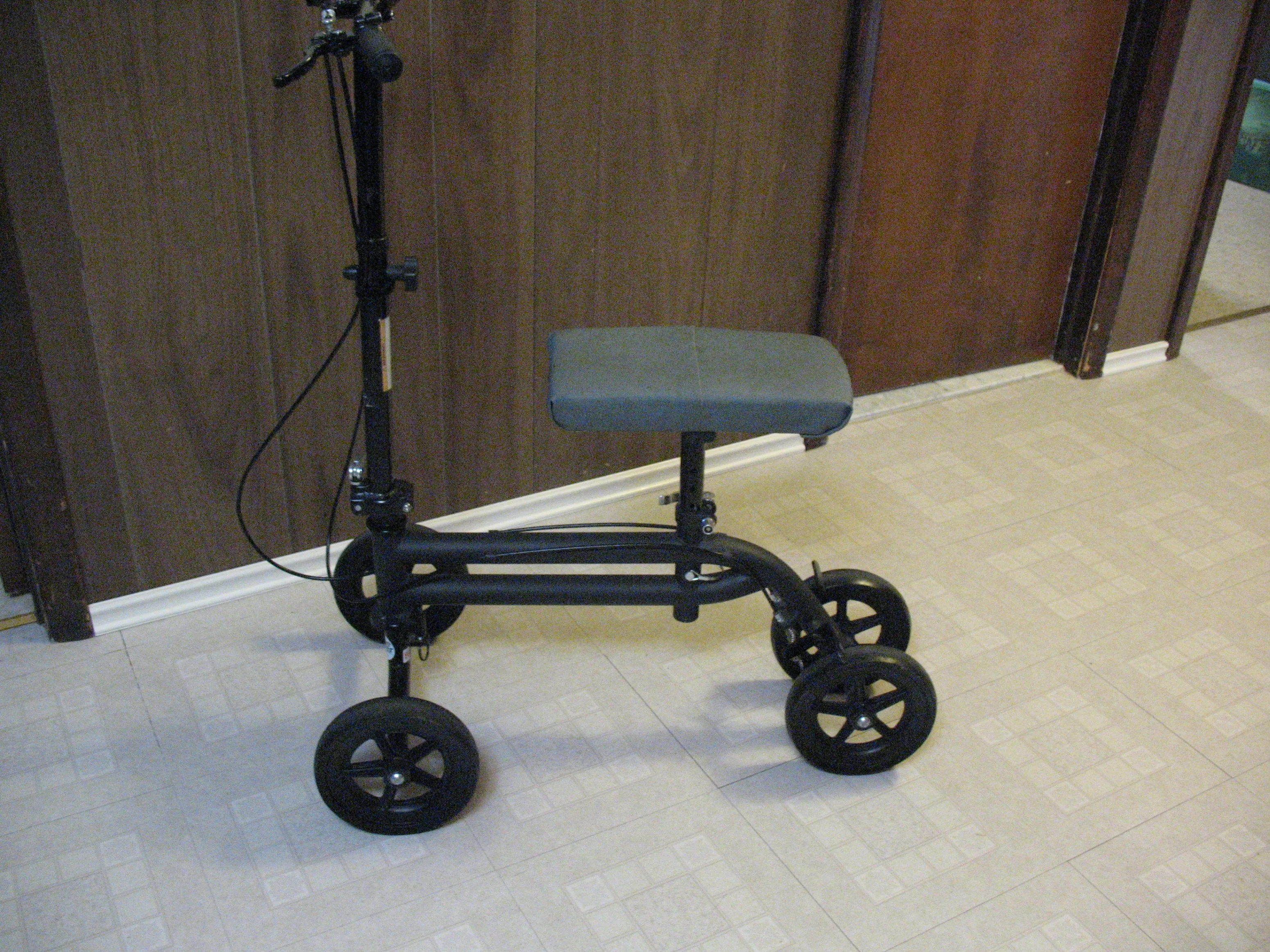 Adjustable Adult Knee Walker, LIKE NEW thumbnail