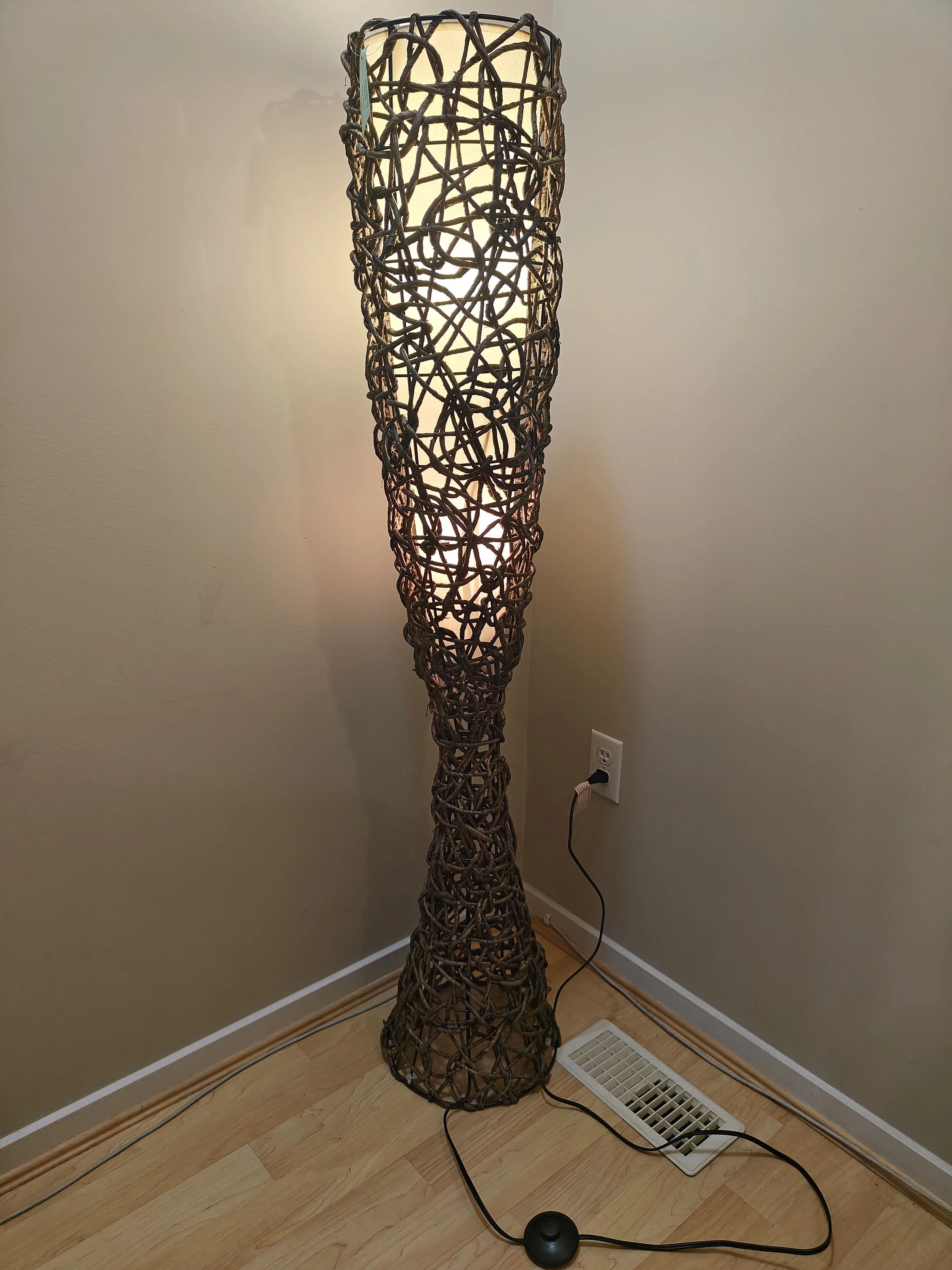 Elegant rattan decor floor lamp thumbnail