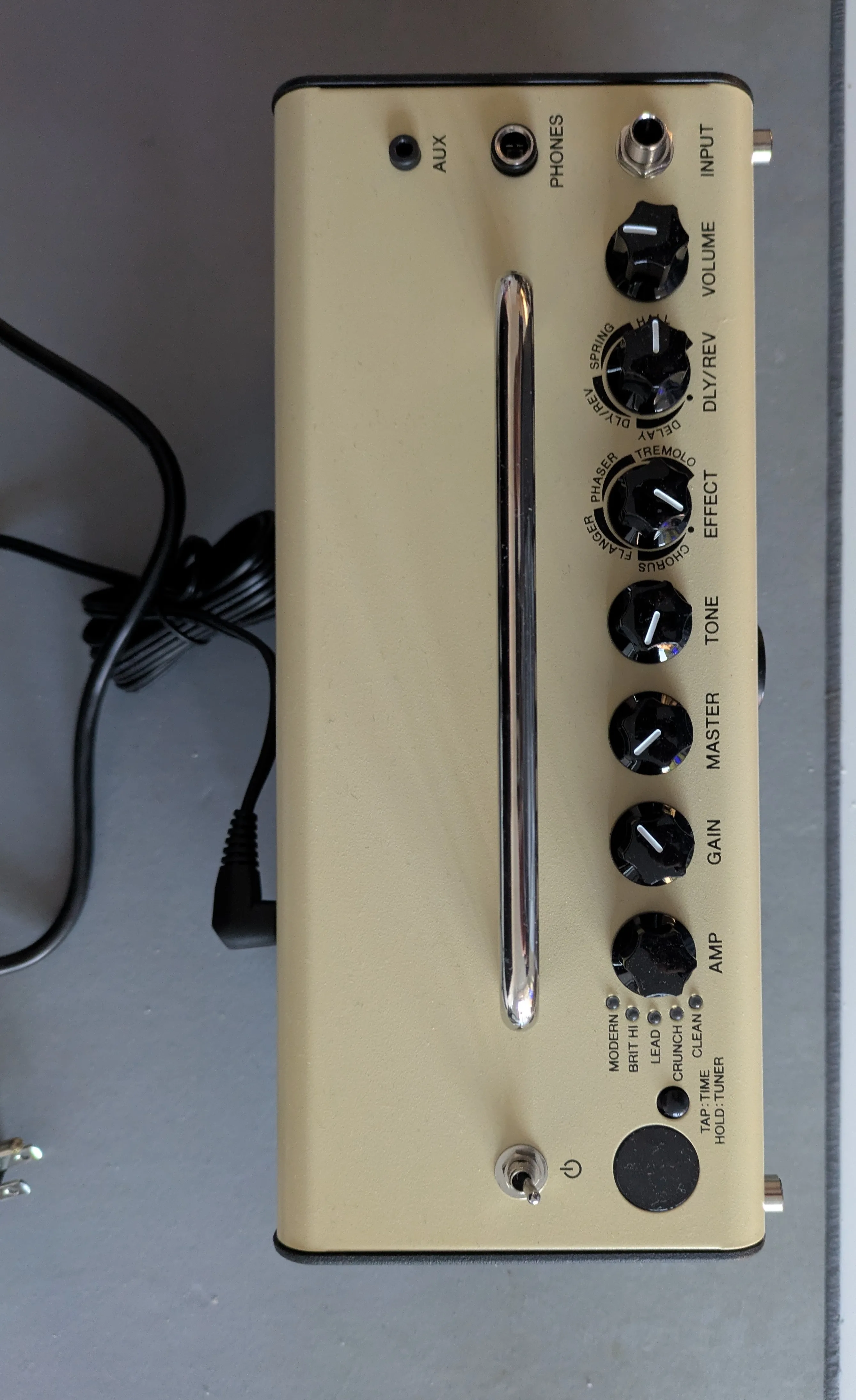 Yamaha THR5 Series 5W Electric Guitar Mini Amplifier image indicator(2)