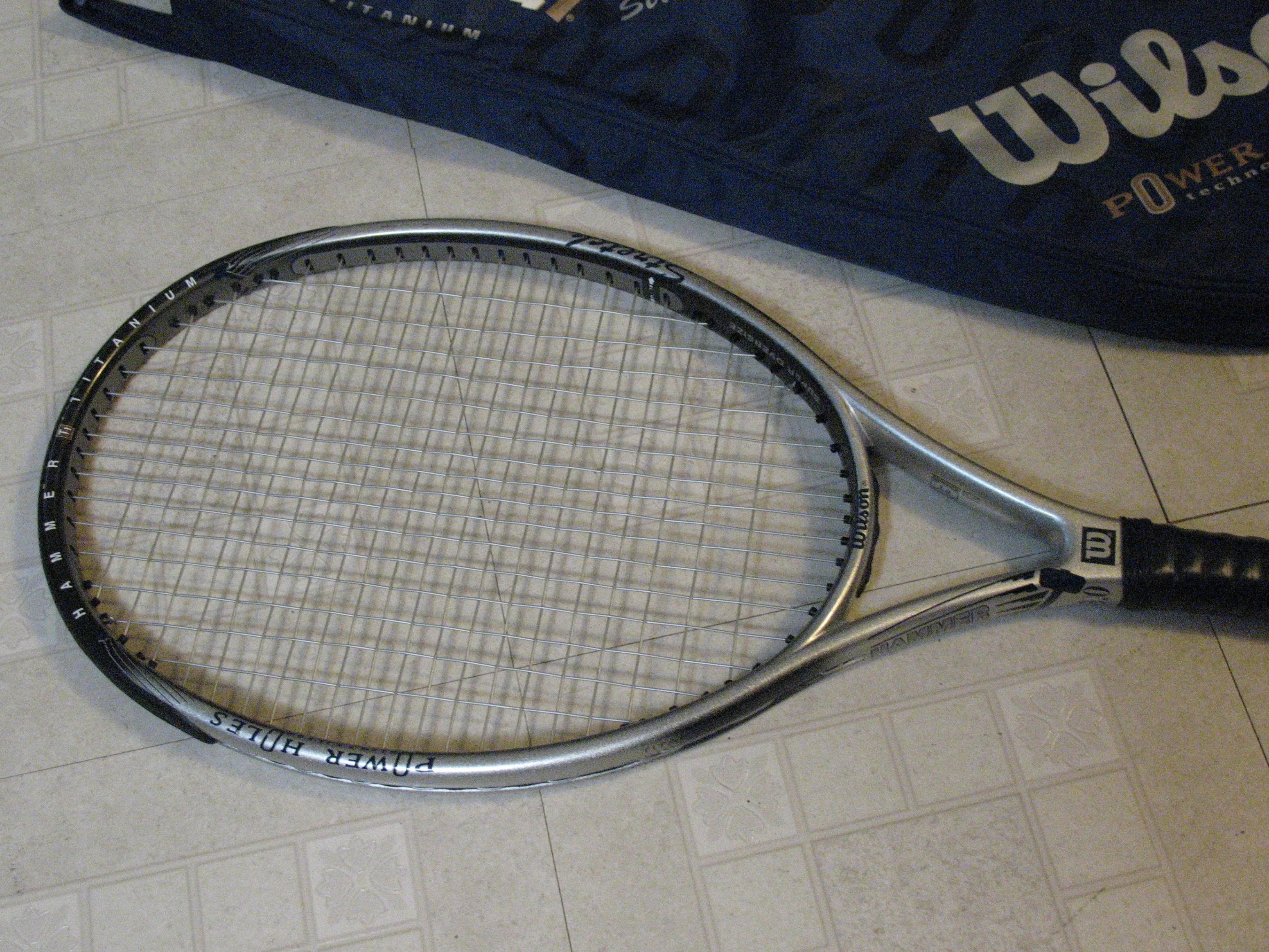 Wilson Oversize Stretch Hammer 3.0 Titanium Tennis Racket image indicator(2)