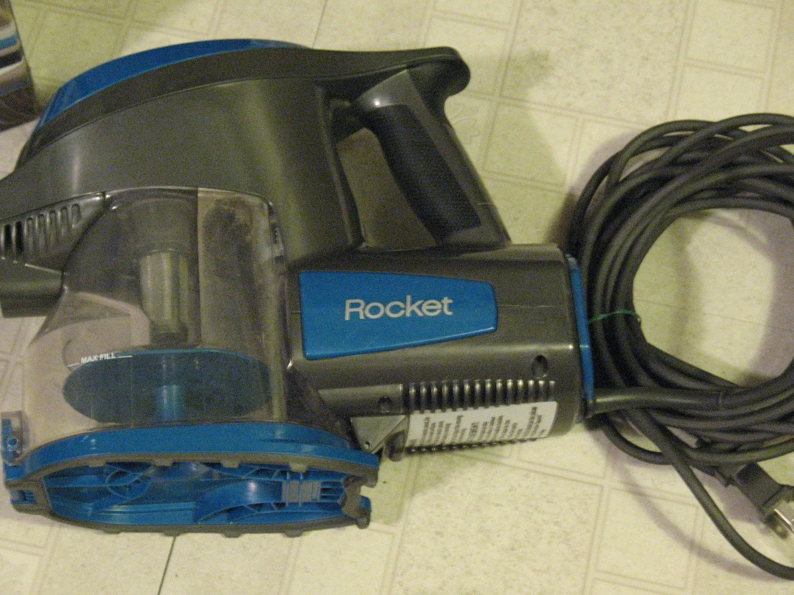 SHARK Rocket Pet Corded Upright Stick Vacuum Cleaner, BRAND NEW image indicator(4)