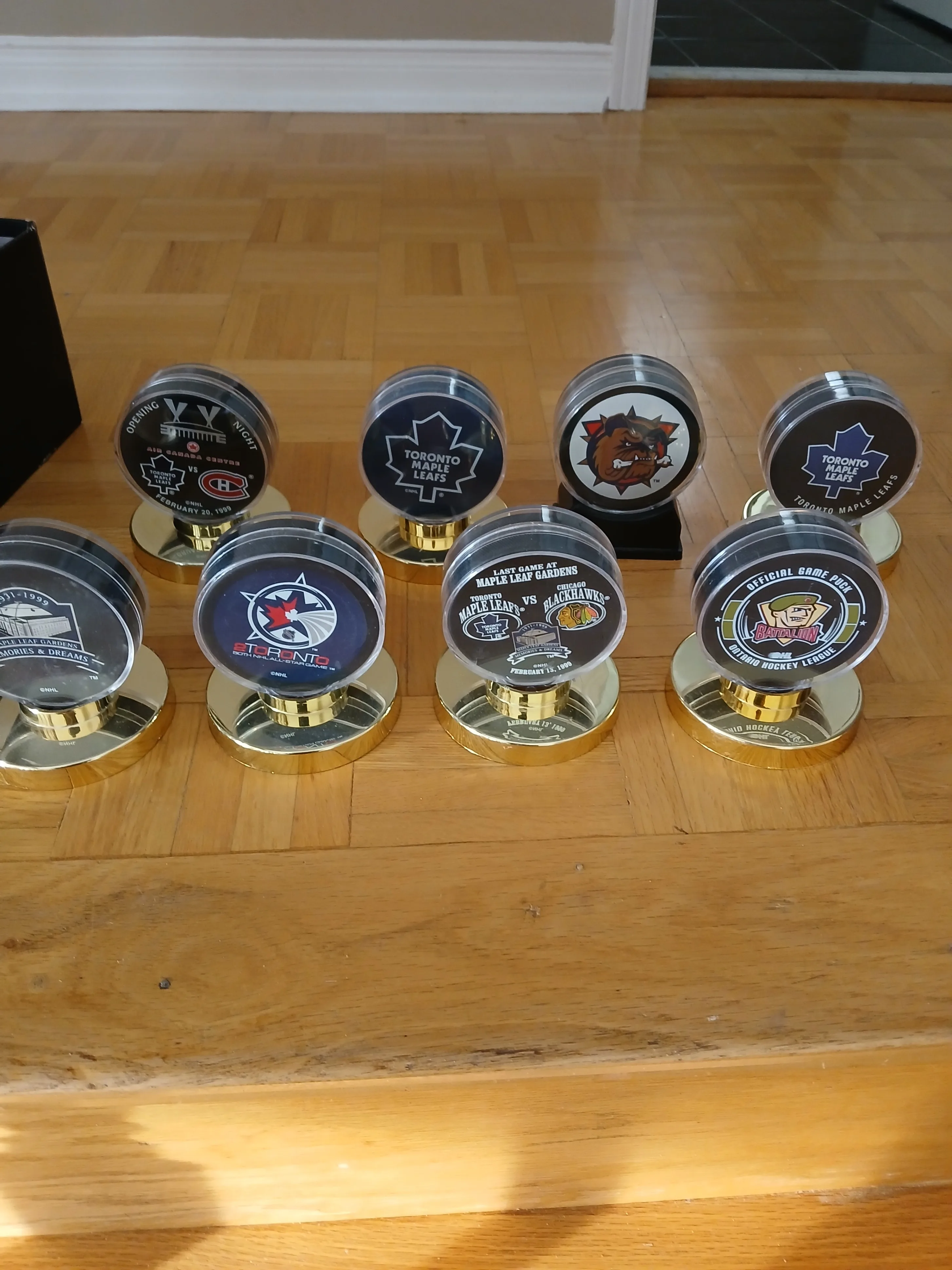 16 ASSORTED VERY COLLECTABLE HOCKEY PUCKS thumbnail