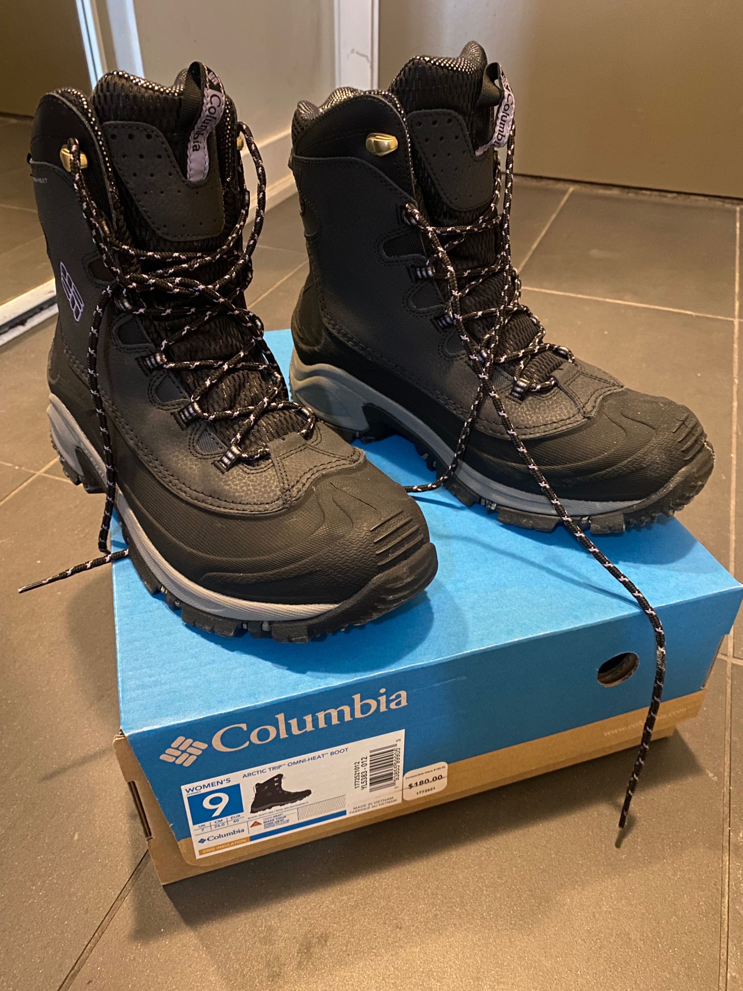 Columbia Winter shoes (Women) - Moving out - Urgent - photo 2