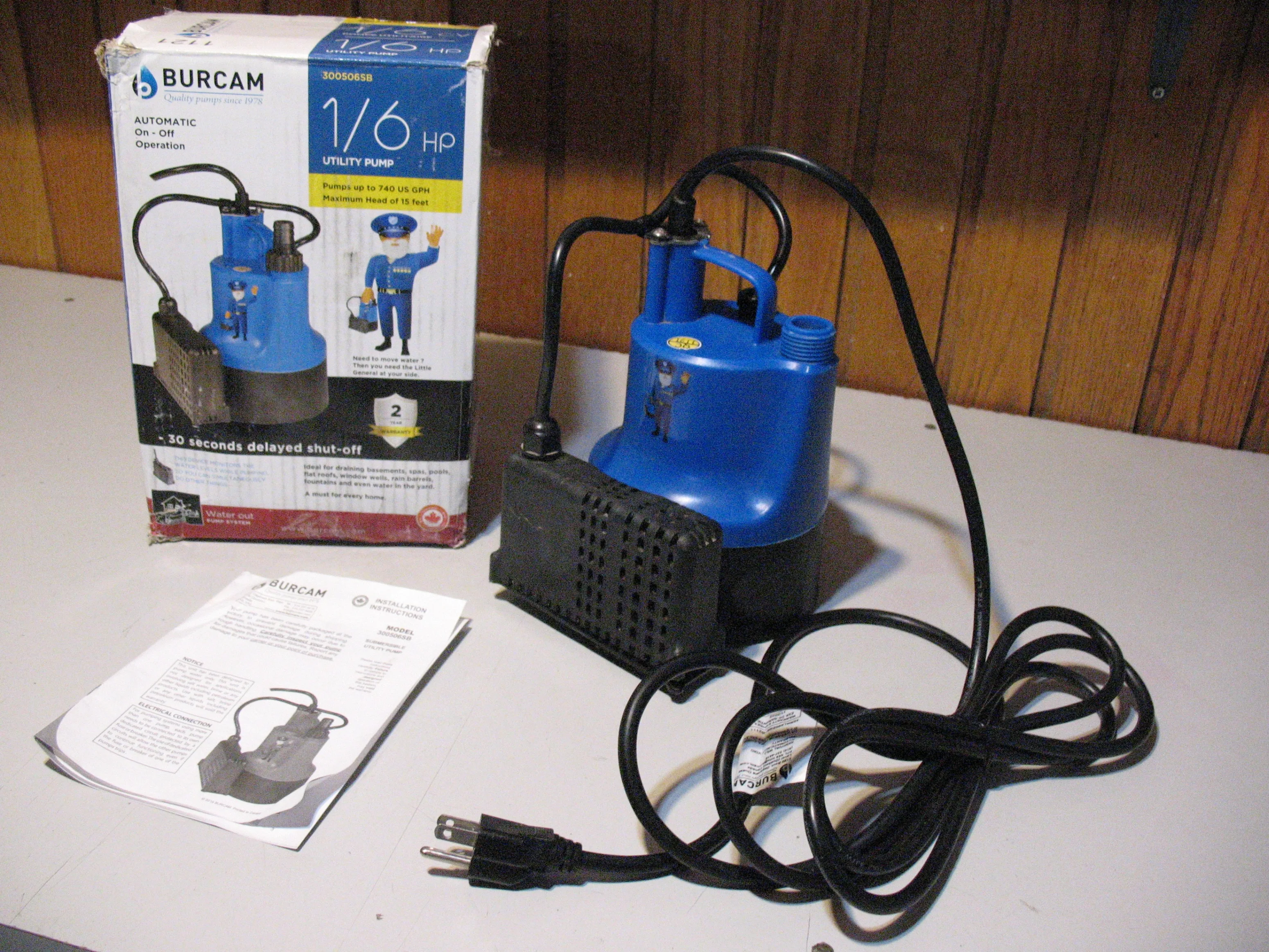 BURCAM 1/6HP Automatic Submersible Utility Pump image indicator(2)