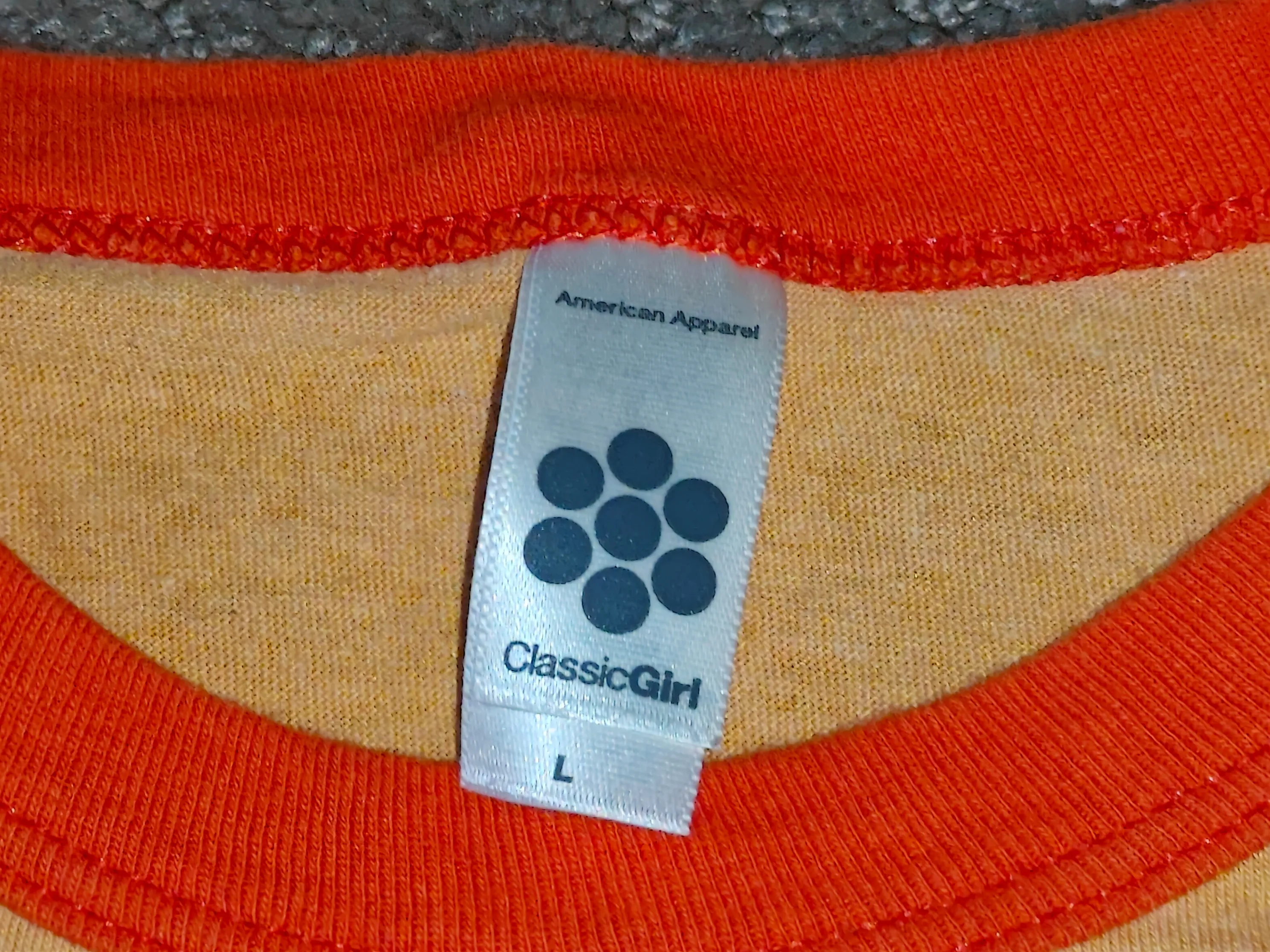 University of Calgary Bermuda Shorts Day BSD Shirt - Fits Small image indicator(4)