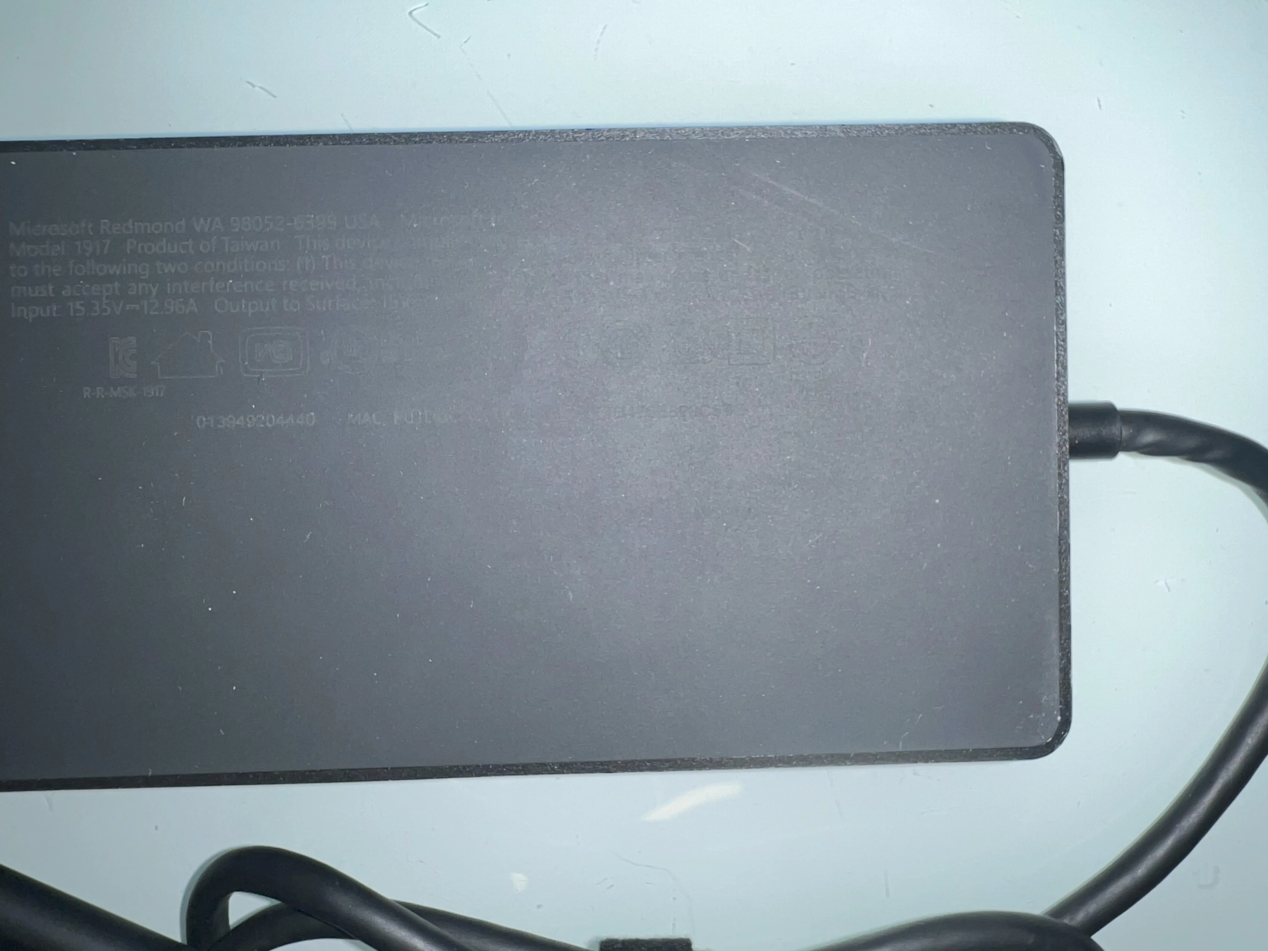 Surface Book 3, 13.5", i7, 16GB RAM, 256GB SSD, GTX 1650 Max-Q image indicator(10)