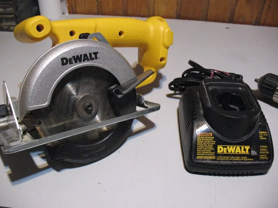 4 DeWalt 12 Volt Cordless Tools: Drill, Cir Saw, Charger,Battery image indicator(9)