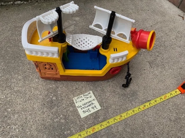 Little People - Pirate Ship thumbnail