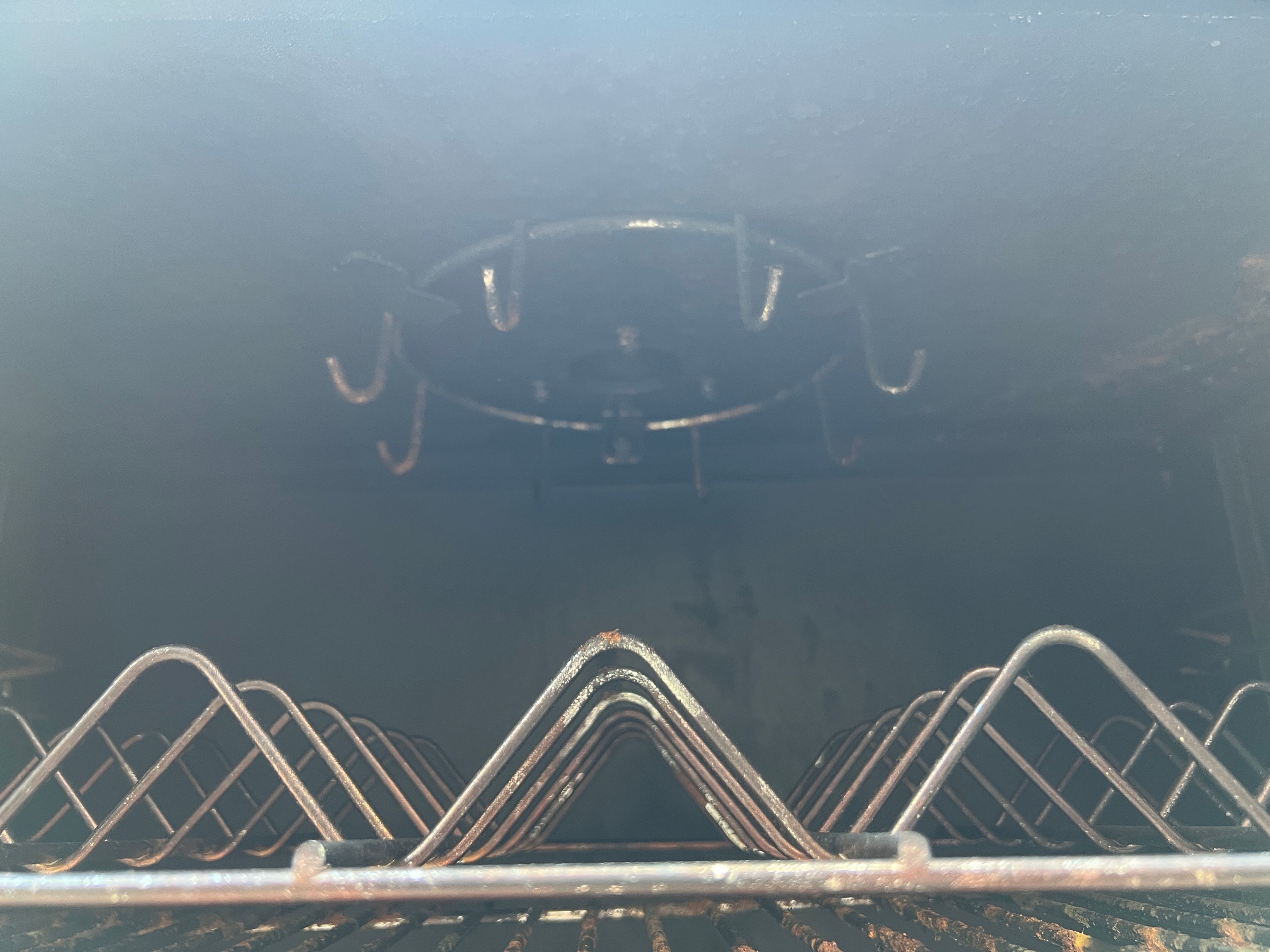 Dyna-Glo DGO1890BDC-D Wide Body Vertical Offset Charcoal Smoker - photo 4