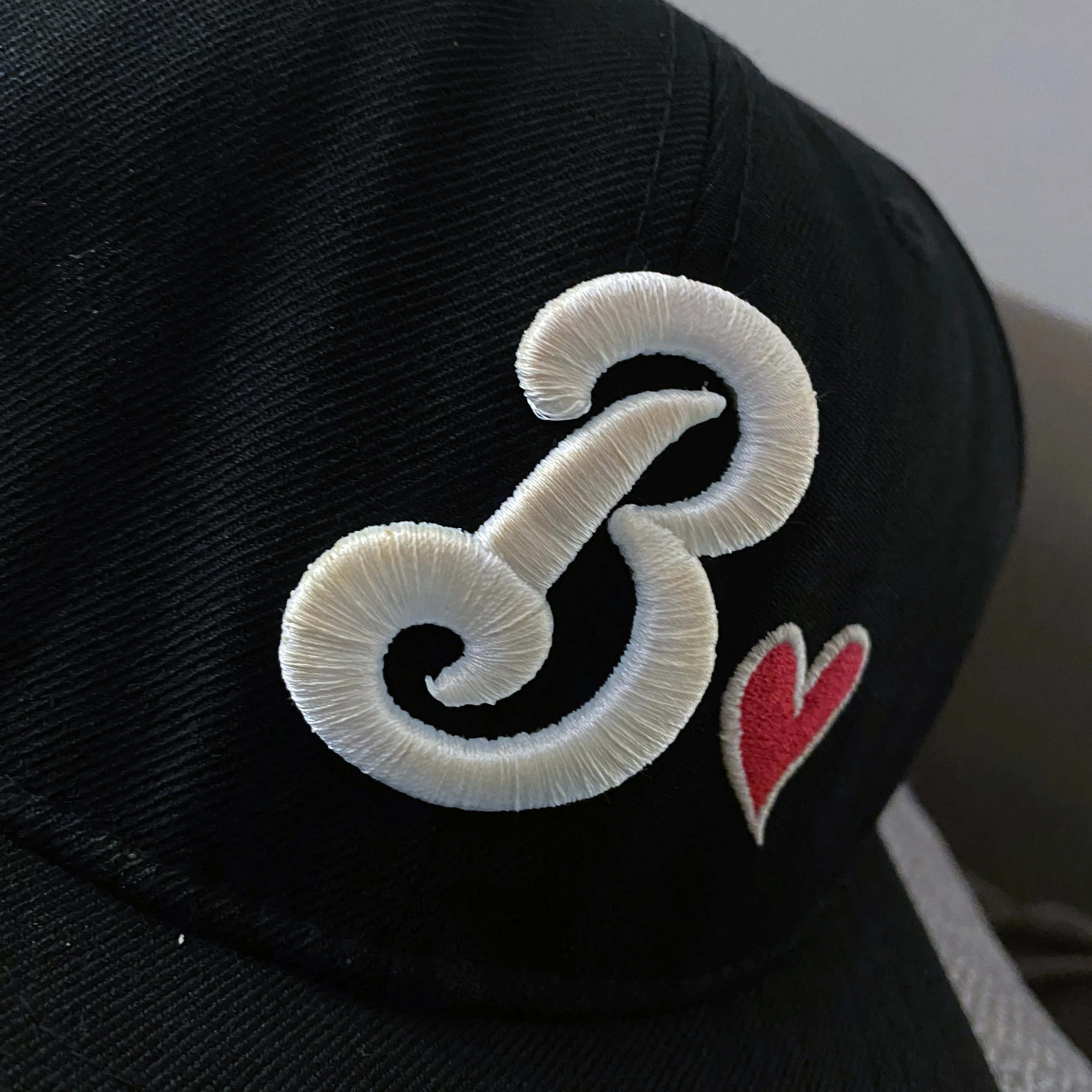 New Era - Yokohama Baystars On-FIeld Cap (2009) NPB RARE Heart image indicator(2)