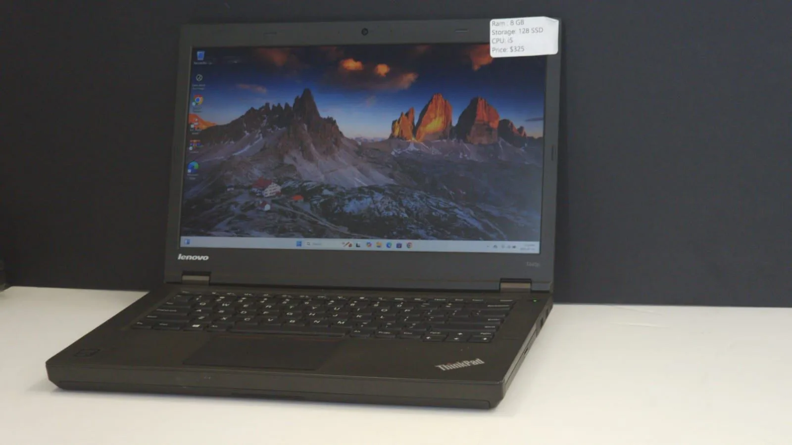 Lenovo ThinkPad T440p | i5 VPro | 128 GB SSD | 8 GB RAM thumbnail