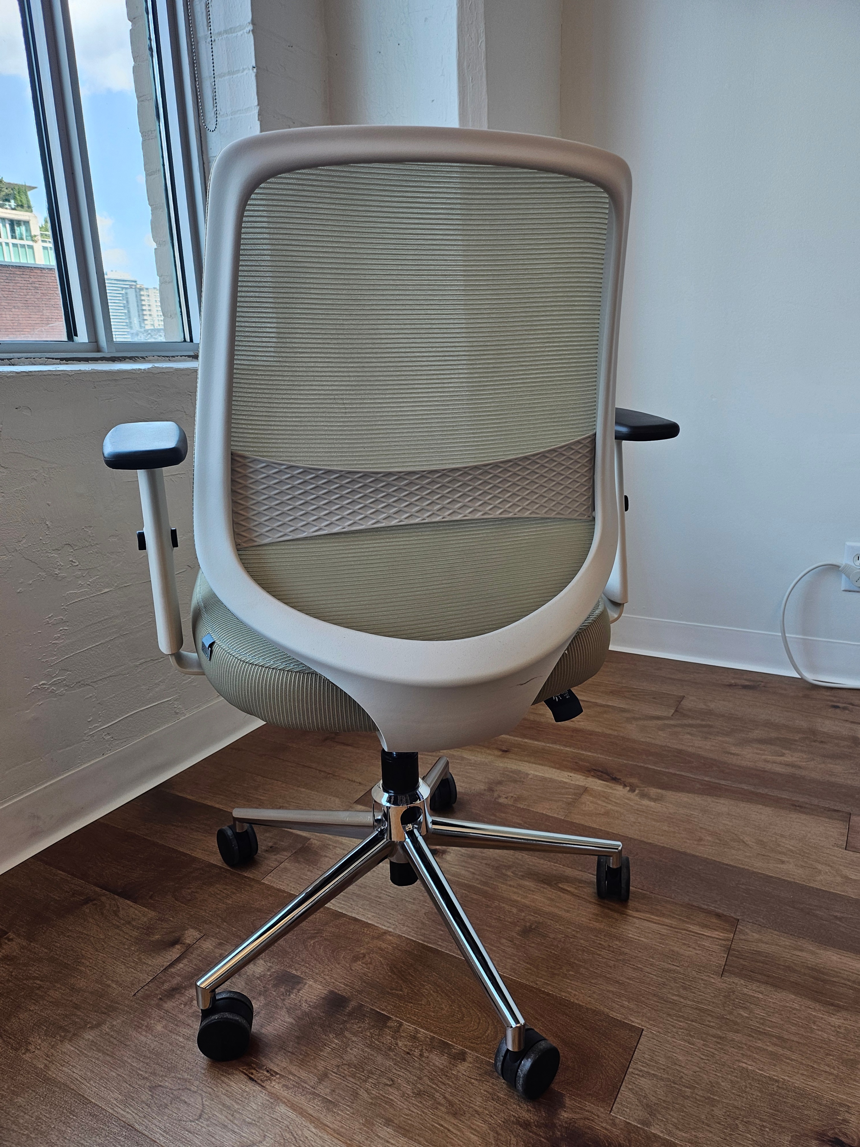 Office Chair - photo 3